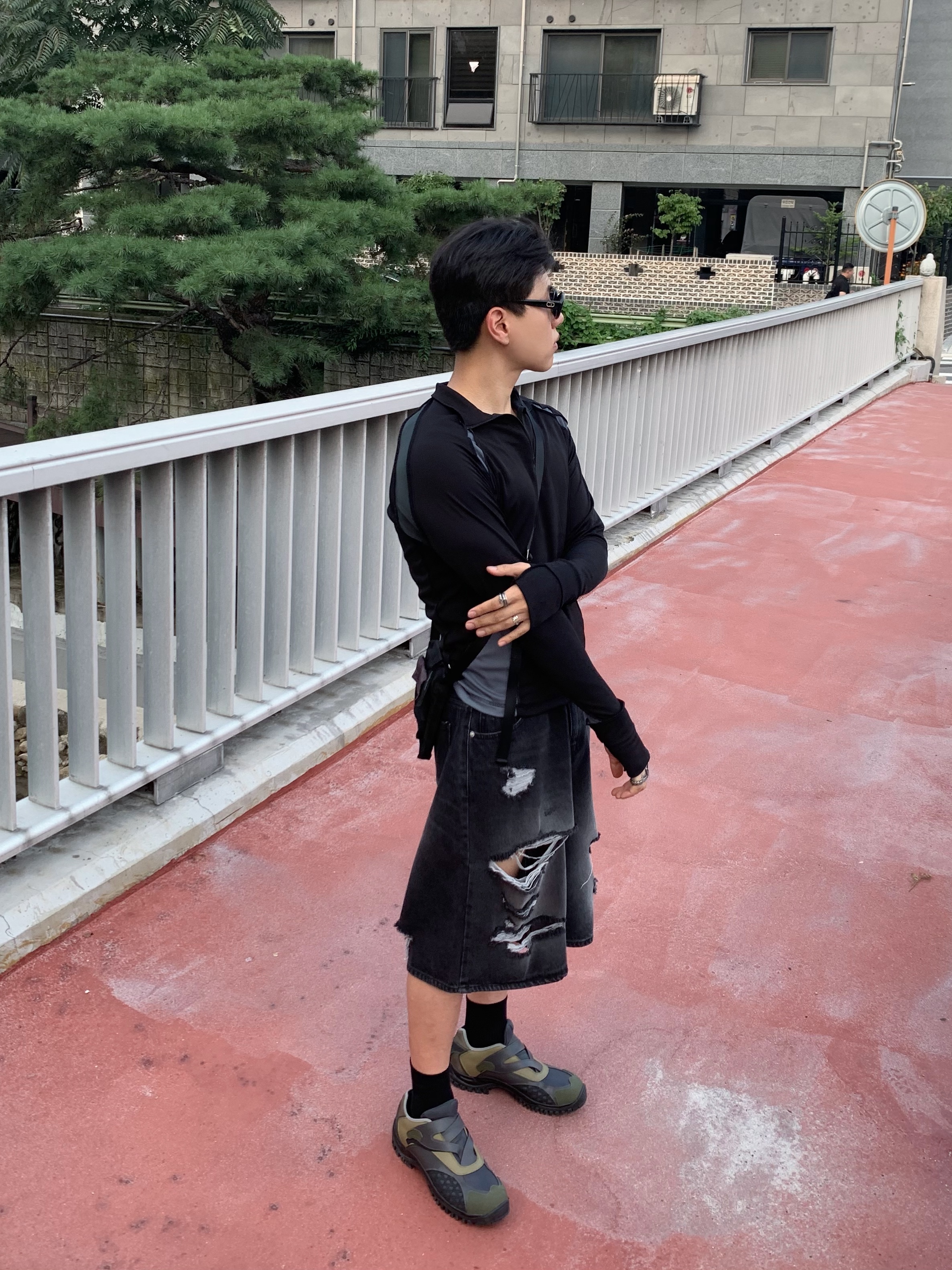 Kiko Kostadinov Harkman Shoes Moss Stone Castlerock 착용 스타일 - 3