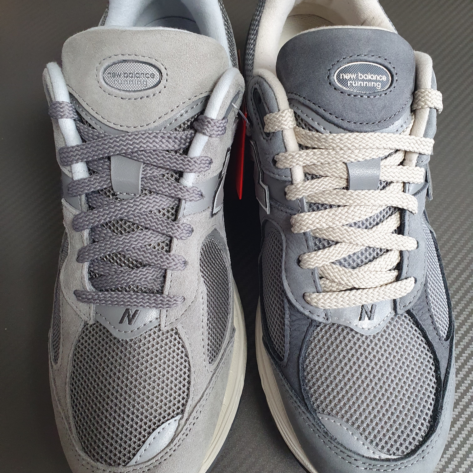 New Balance 2002R Grey, New Balance 2002R Premium Vintage Grey 착용 스타일 - 3