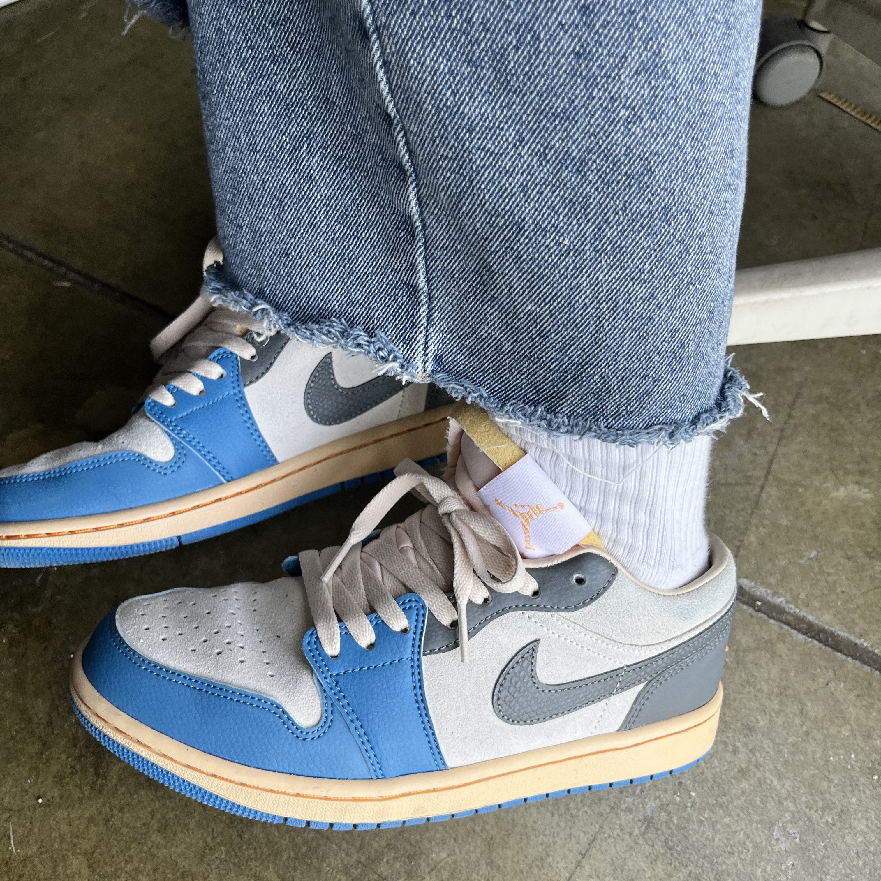 Jordan 1 Low SE Tokyo 96 착용 스타일