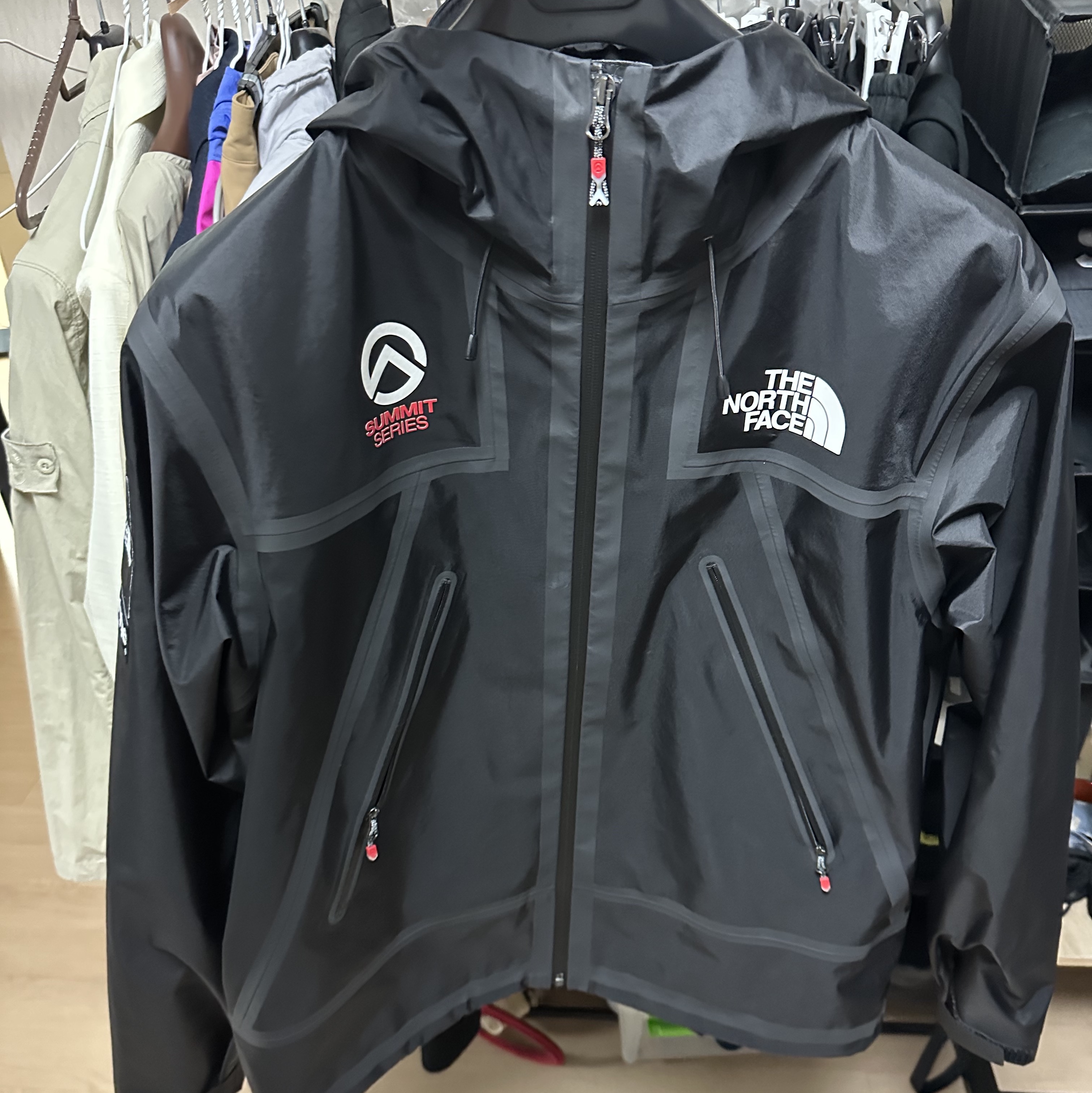 Supreme x The North Face Summit Series Outer Tape Seam Jacket Black - 21SS 착용 스타일