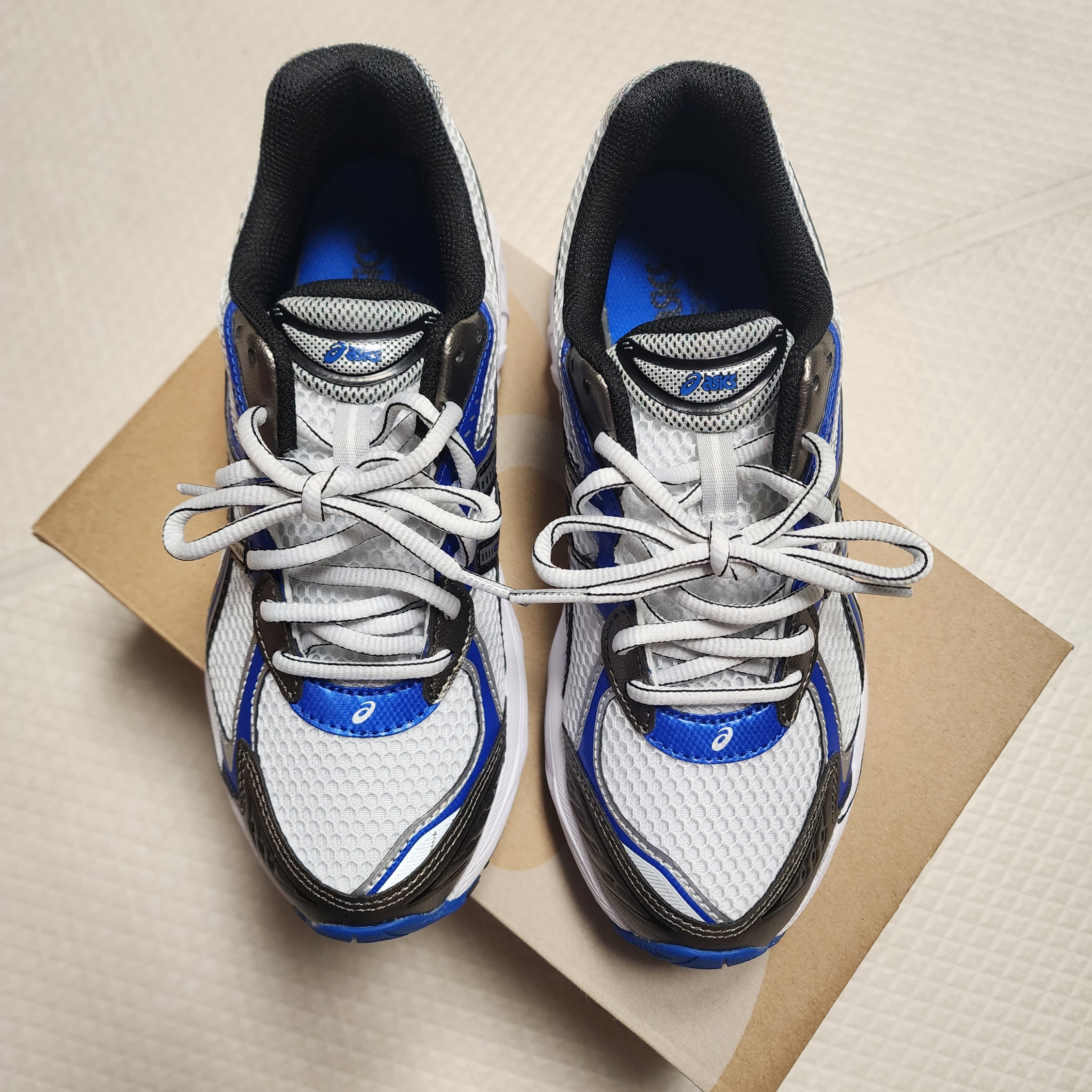 Asics GT-2160 White Illusion Blue 착용 스타일