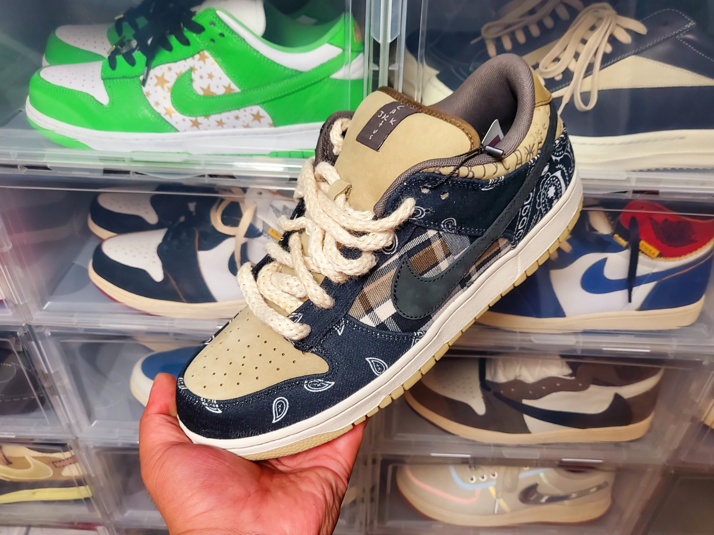 Nike x Travis Scott SB Dunk Low 착용 스타일 - 2