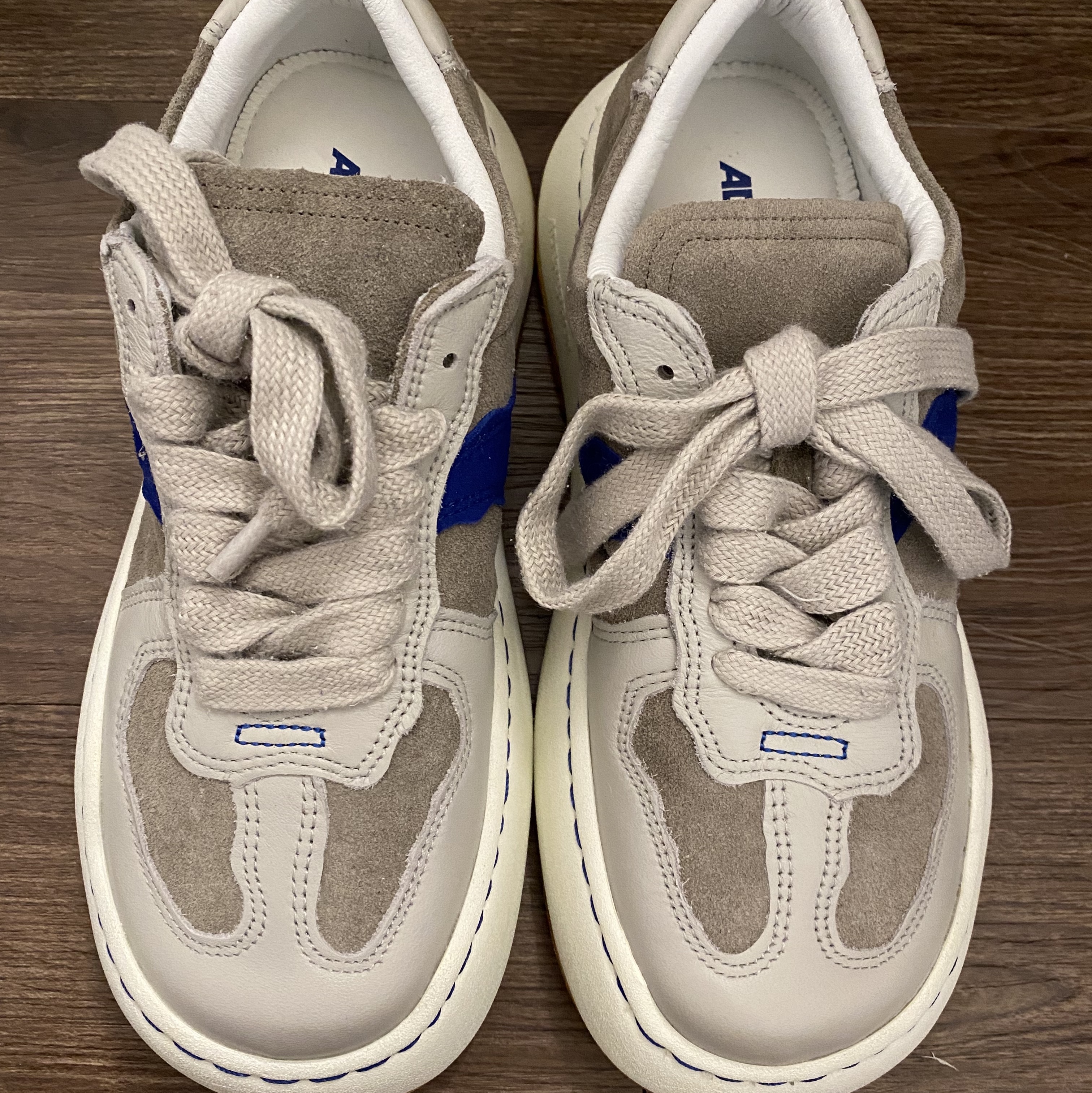 Ader Error Log; baus Gray 착용 스타일