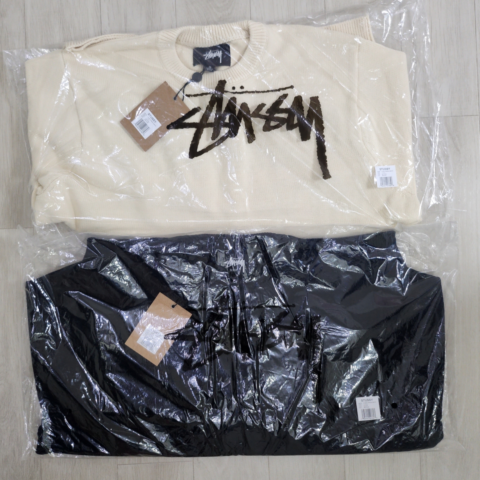 Stussy Authentic Workgear Sweater Natural, Stussy Authentic Workgear Sweater Black 착용 스타일 - 3