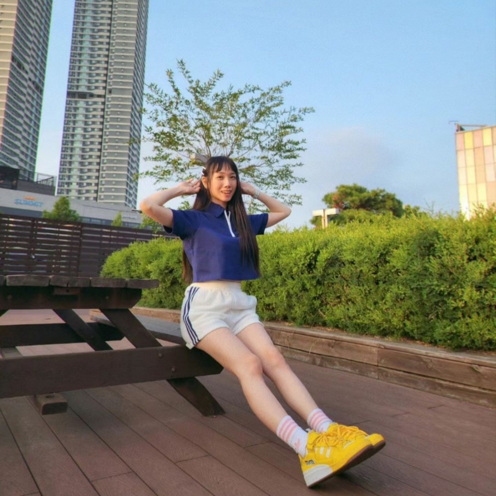 Adidas x M&Ms Forum 84 Equipment Yellow 착용 스타일