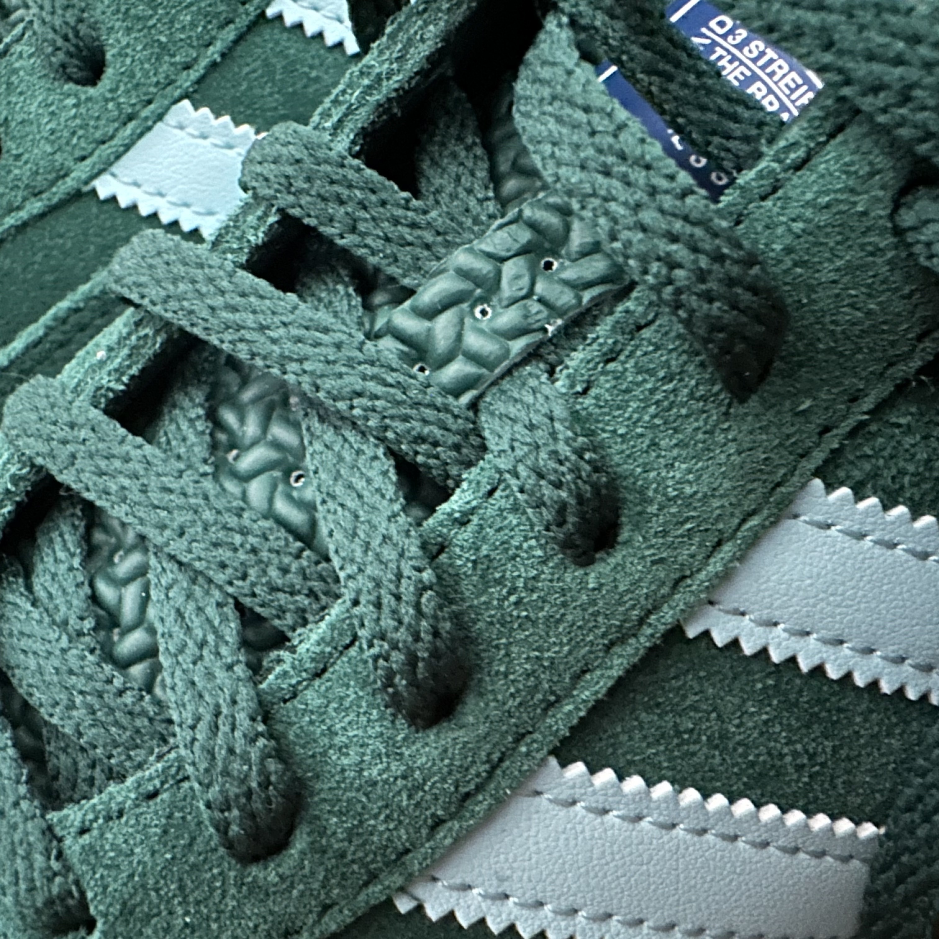 Adidas Gazelle Indoor Collegiate Green Hazy Sky 착용 스타일