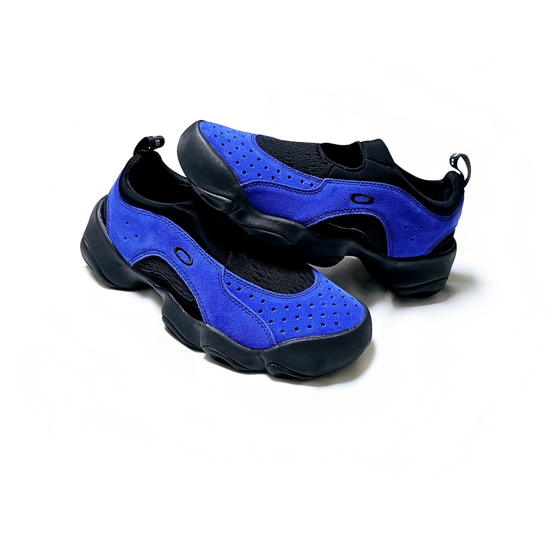 Oakley Factory Team x Brain Dead Flesh Sandal Electric Blue Black 착용 스타일 - 2