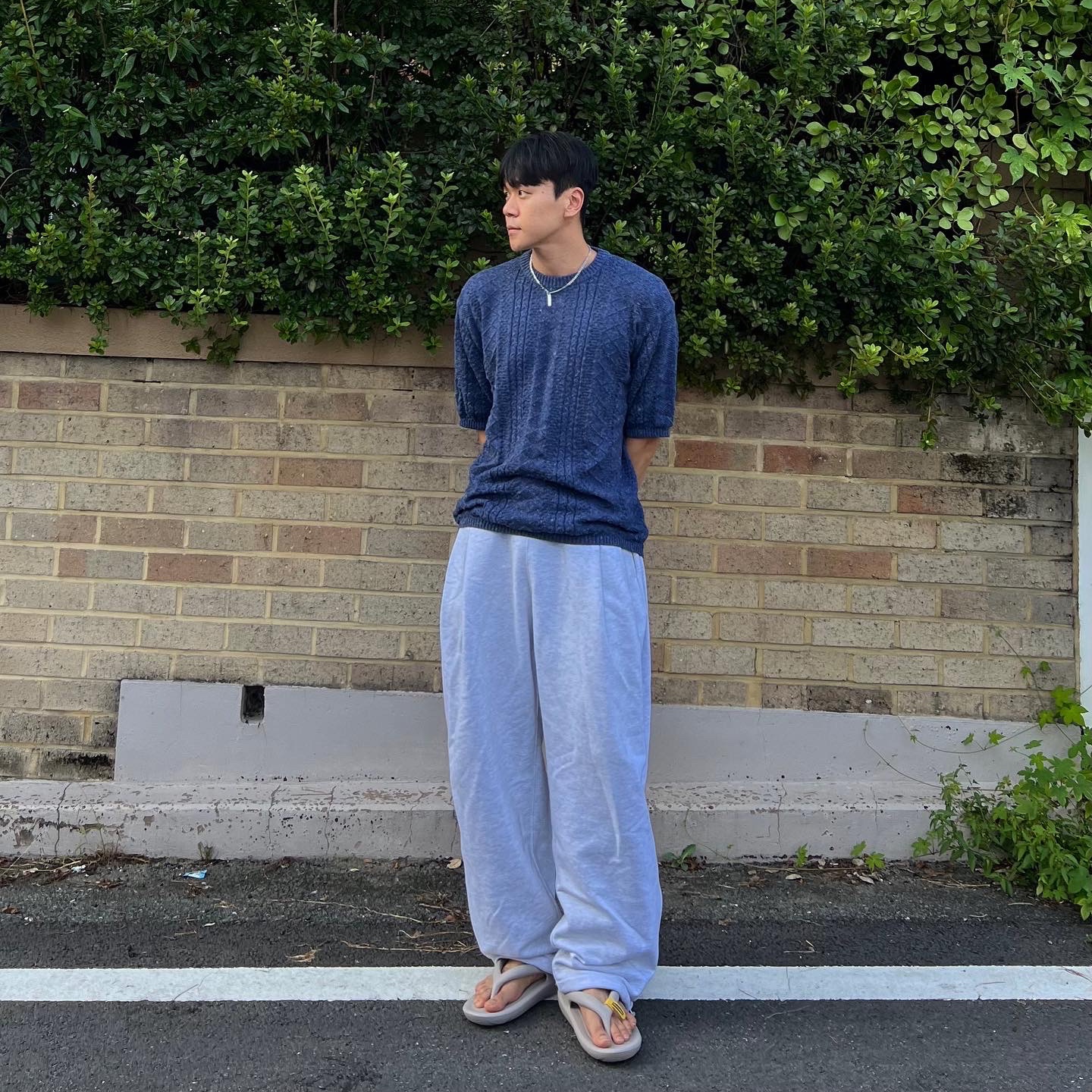 TAW&TOE Flip Flop Zerovity Bio Stone Gray 착용 스타일 - 1