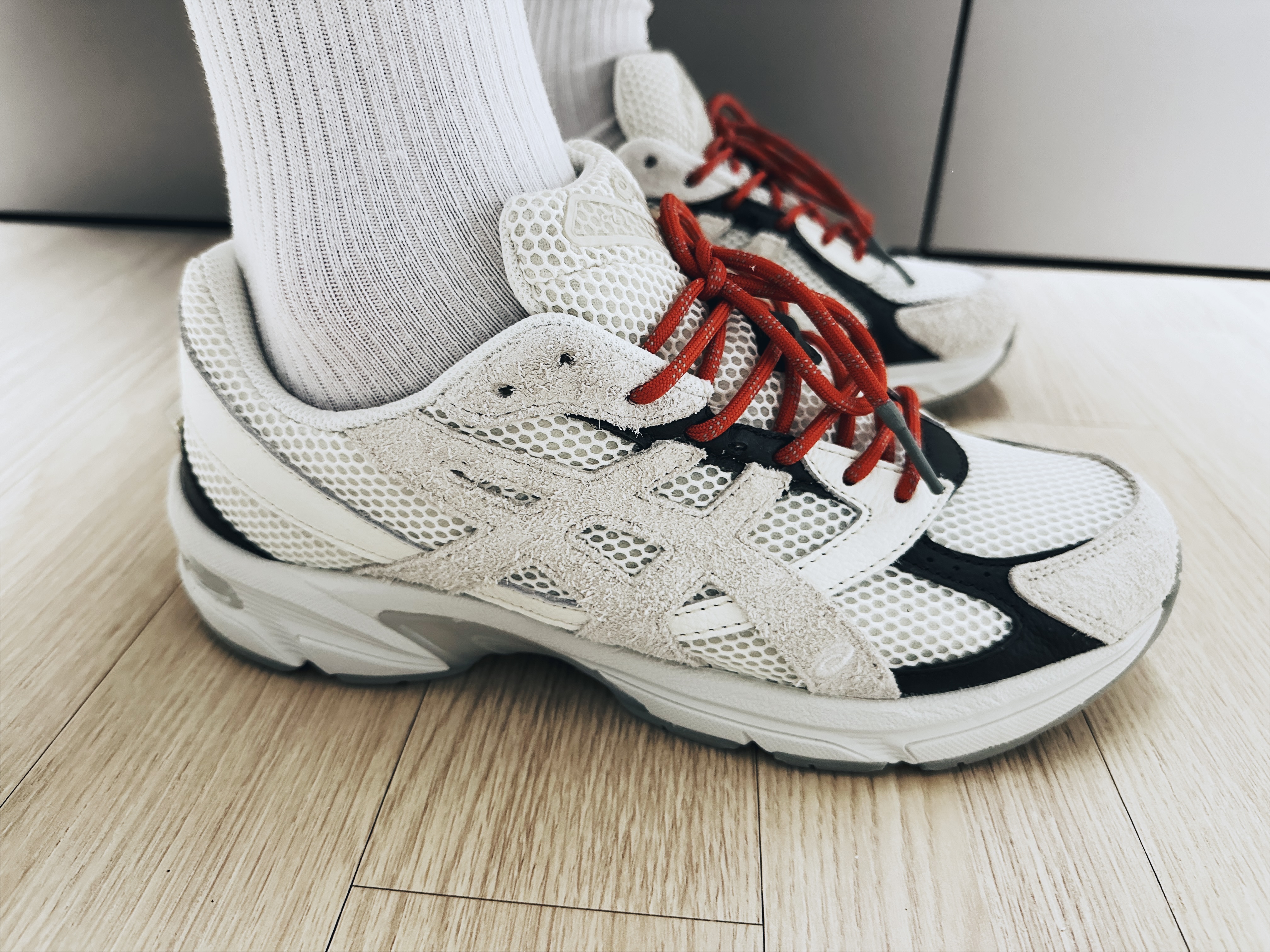 Asics x Hal Studios Gel-1130 MK-III Glacier 착용 스타일 - 1