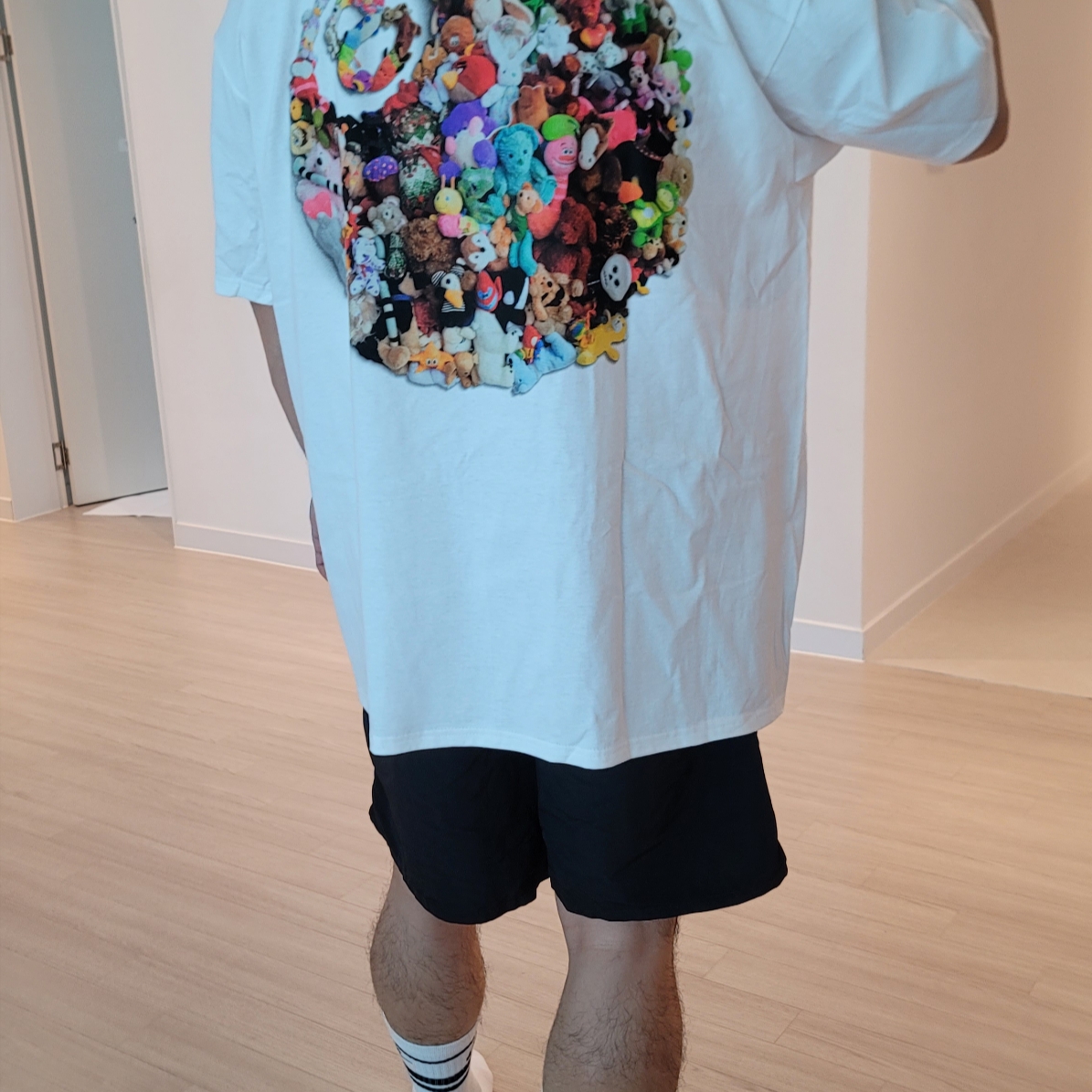 Stussy Plush T-Shirt White 착용 스타일 - 2