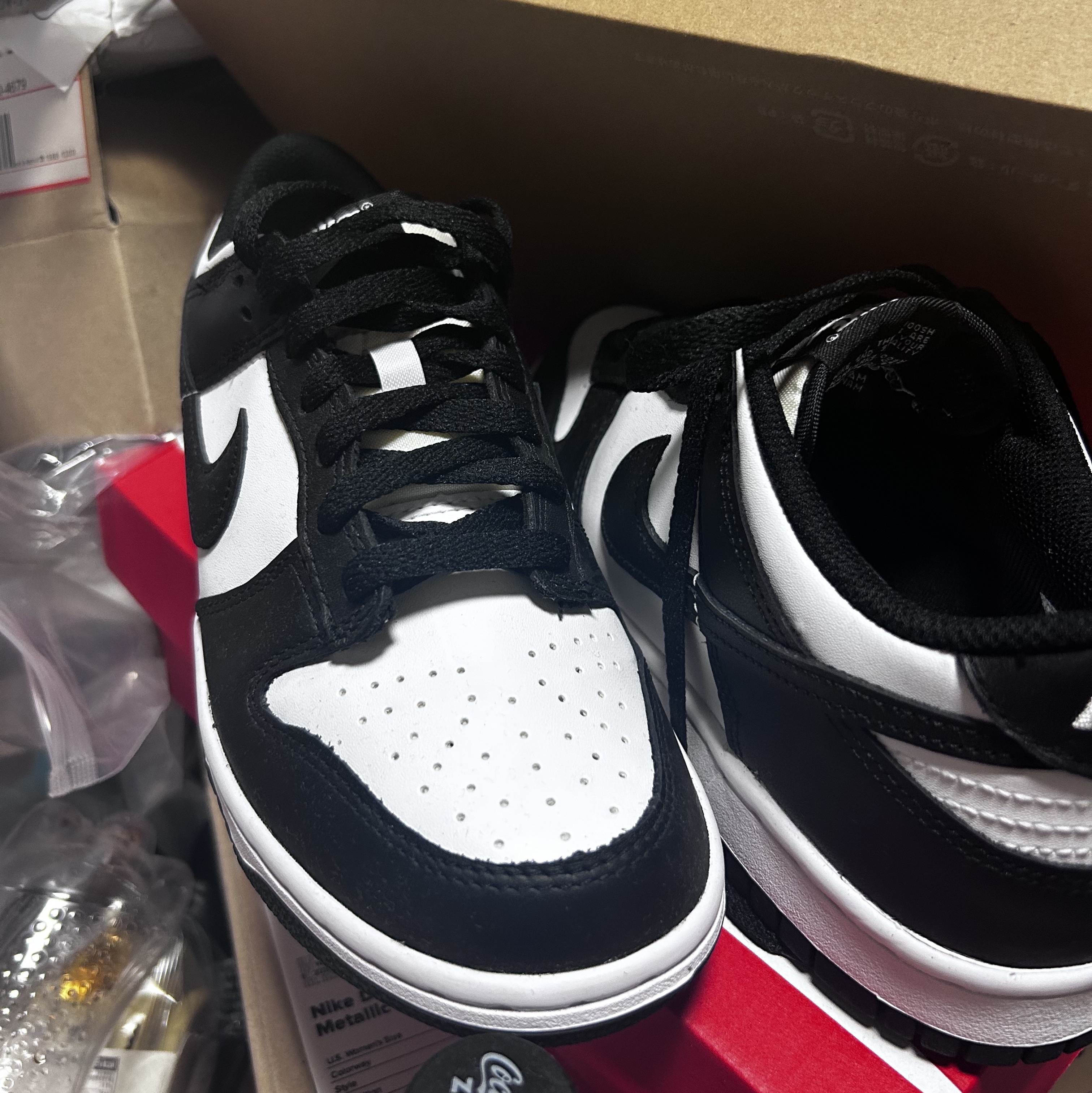 (GS) Nike Dunk Low Black 착용 스타일