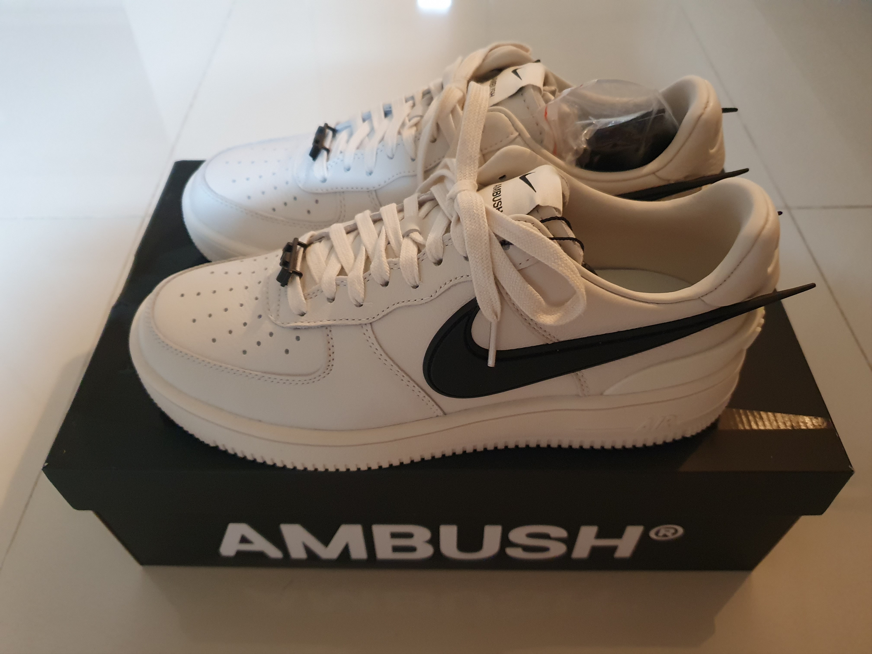 Nike x Ambush Air Force 1 Low SP Phantom 착용 스타일
