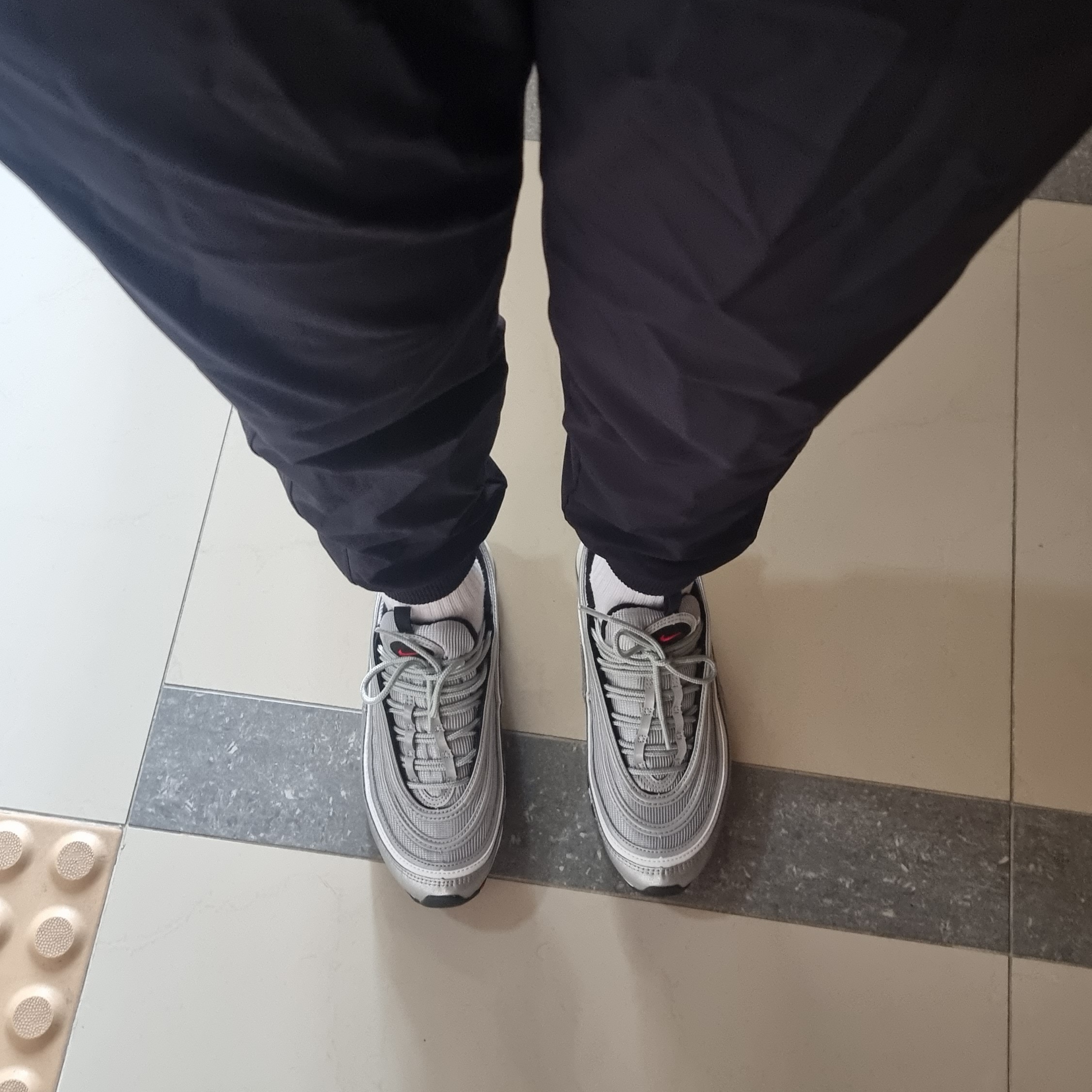 (W) Nike Air Max 97 OG Silver Bullet 2022 착용 스타일