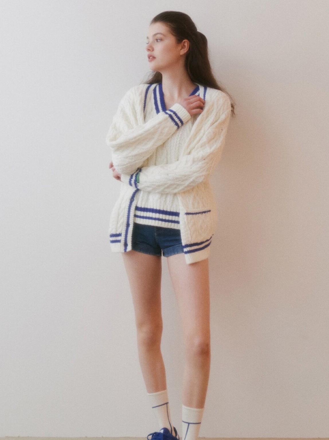 Green Butter Women Oversized Cable Stripe Cardigan Ivory, Green Butter Women Oversized Cable Stripe Cardigan Navy 착용 스타일