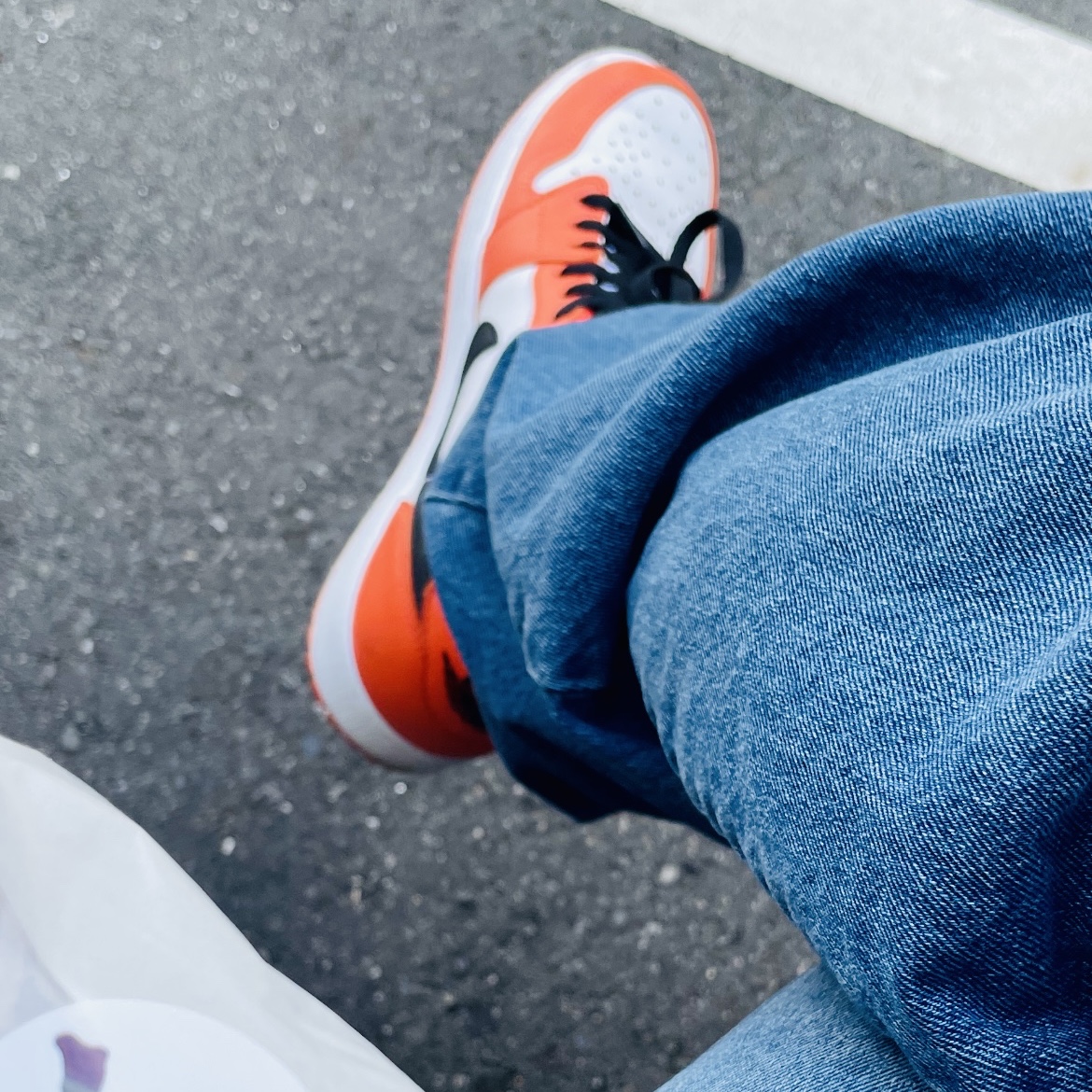 Jordan 1 Low OG Starfish 착용 스타일