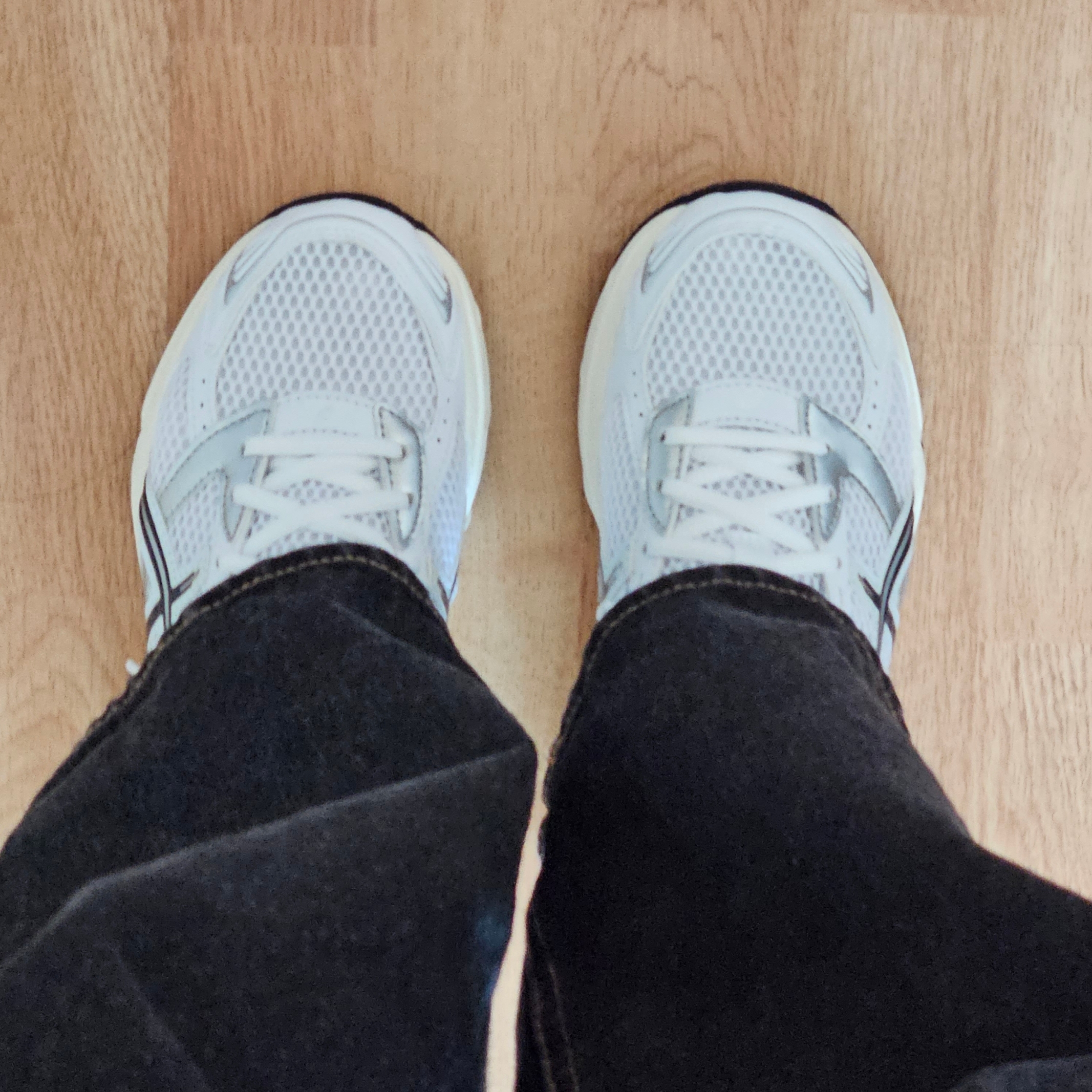 (W) Asics Gel-1130 White Midnight 착용 스타일 - 2