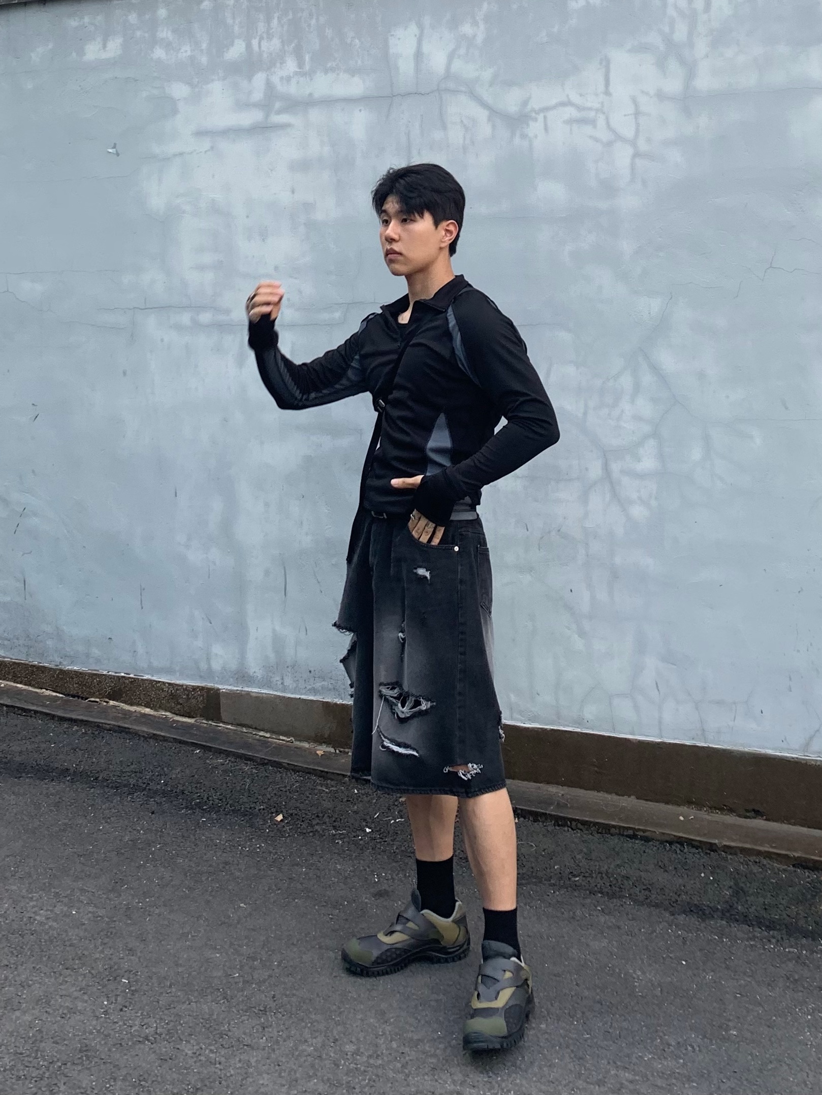 Kiko Kostadinov Harkman Shoes Moss Stone Castlerock 착용 스타일 - 1