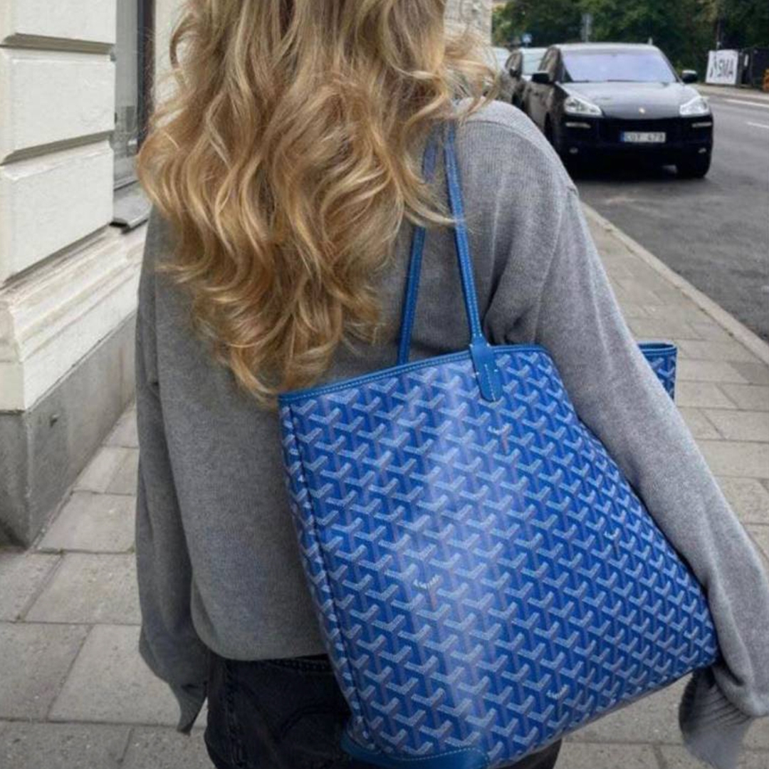 Goyard Artois PM Bag Navy Blue, Goyard Artois PM Bag Grey 착용 스타일 - 4