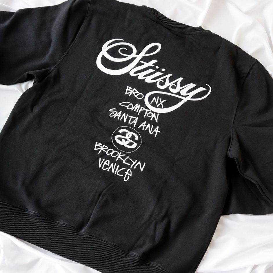 Stussy World Tour Crew Black 2023 착용 스타일 - 2