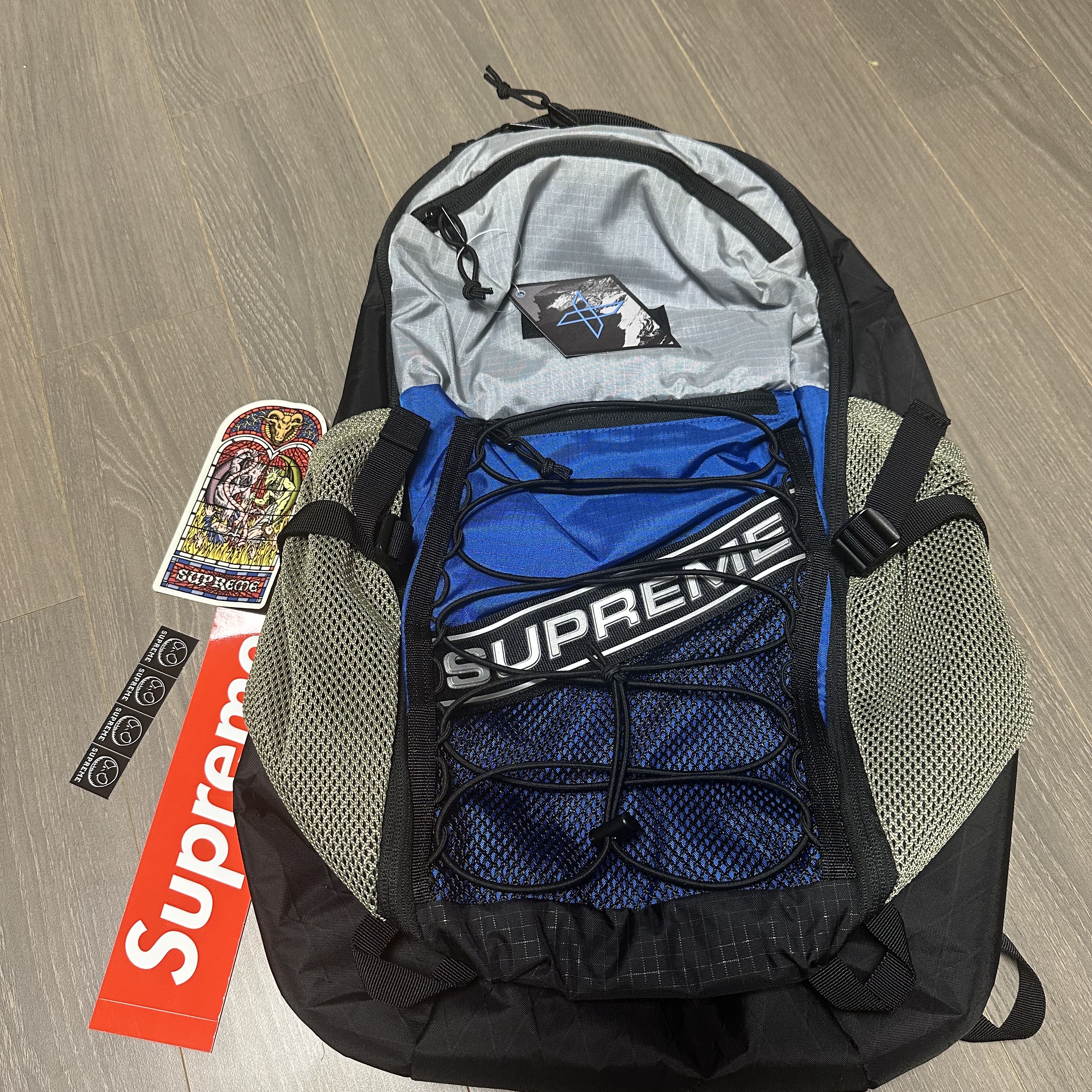 Supreme Backpack Blue - 23FW 착용 스타일