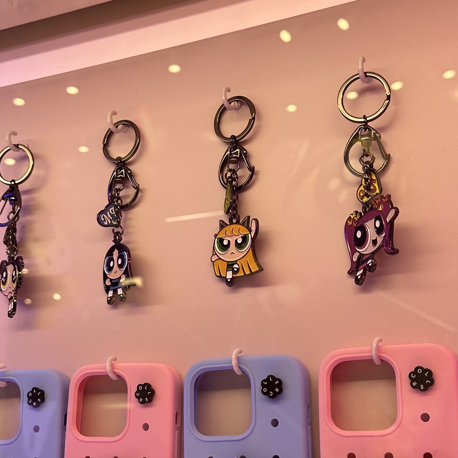 NewJeans x The Powerpuff Girls Metal Keyring Haerin 착용 스타일