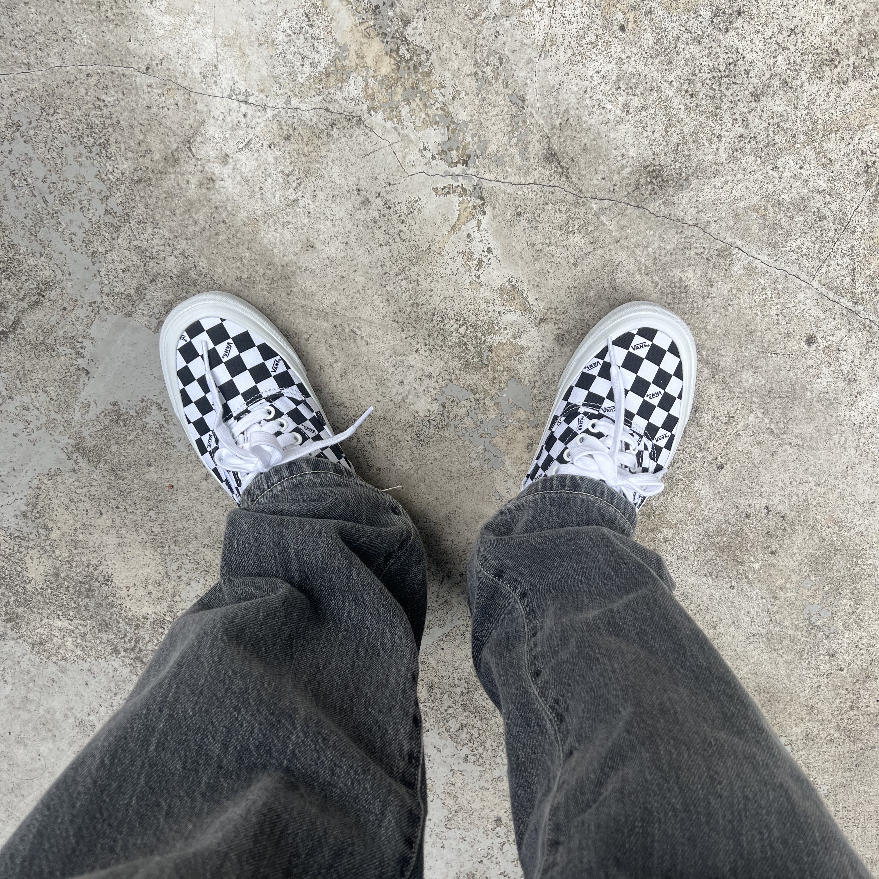 Vans Vault OG Era LX Checkerboard 착용 스타일