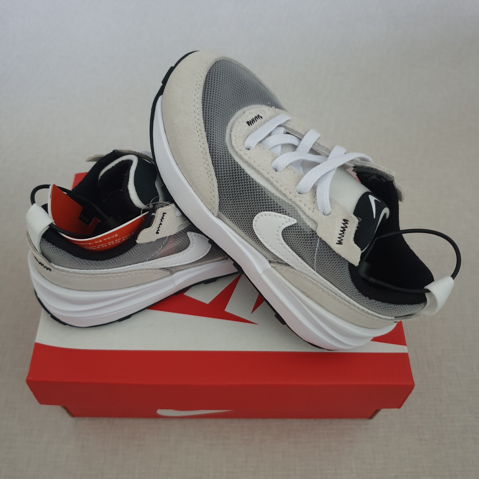 (TD) Nike Waffle One Infinite Lilac 착용 스타일 - 1