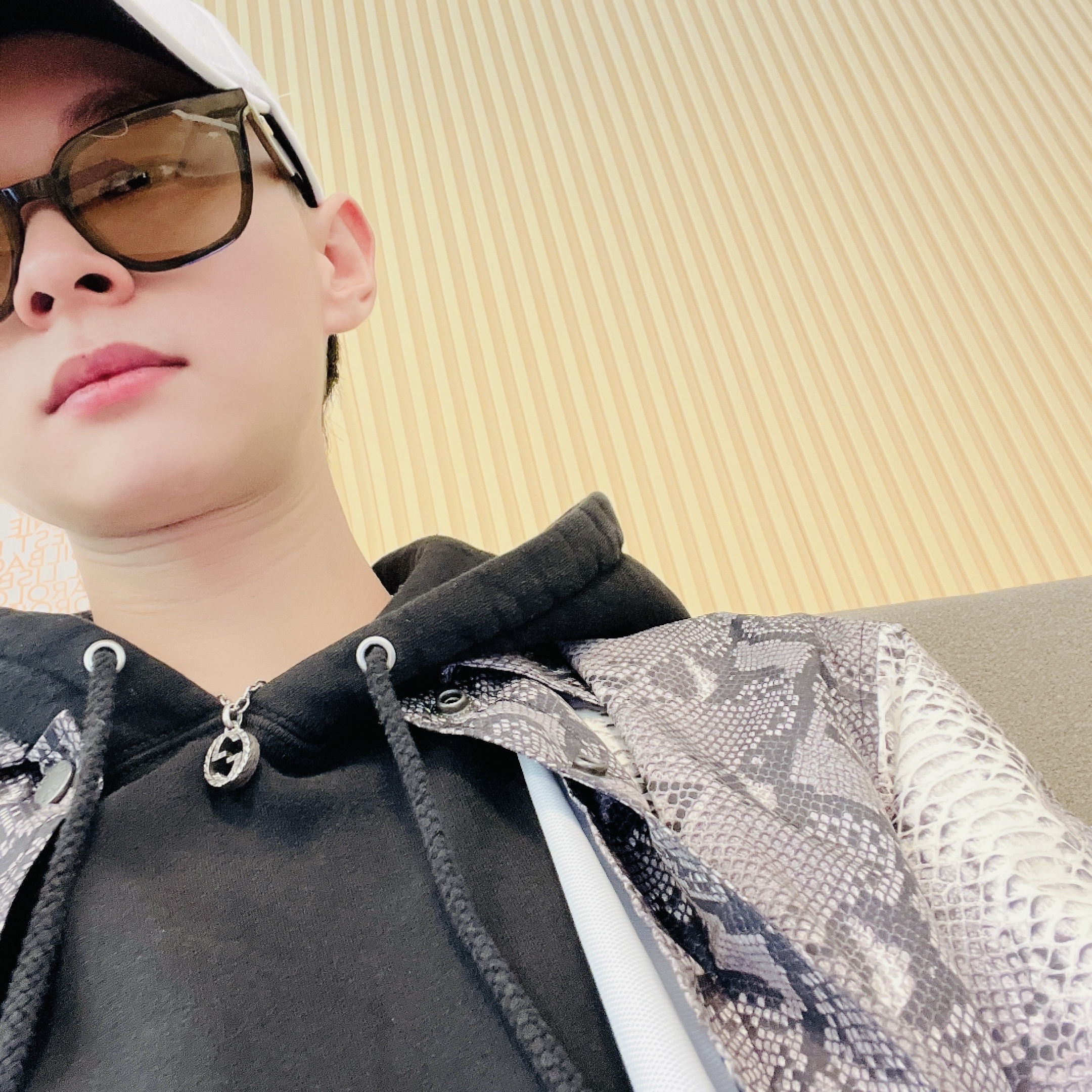 Stone Island 99675 6-Panel Cap Black, Stussy Basic Stussy Hoodie Black 2023 착용 스타일