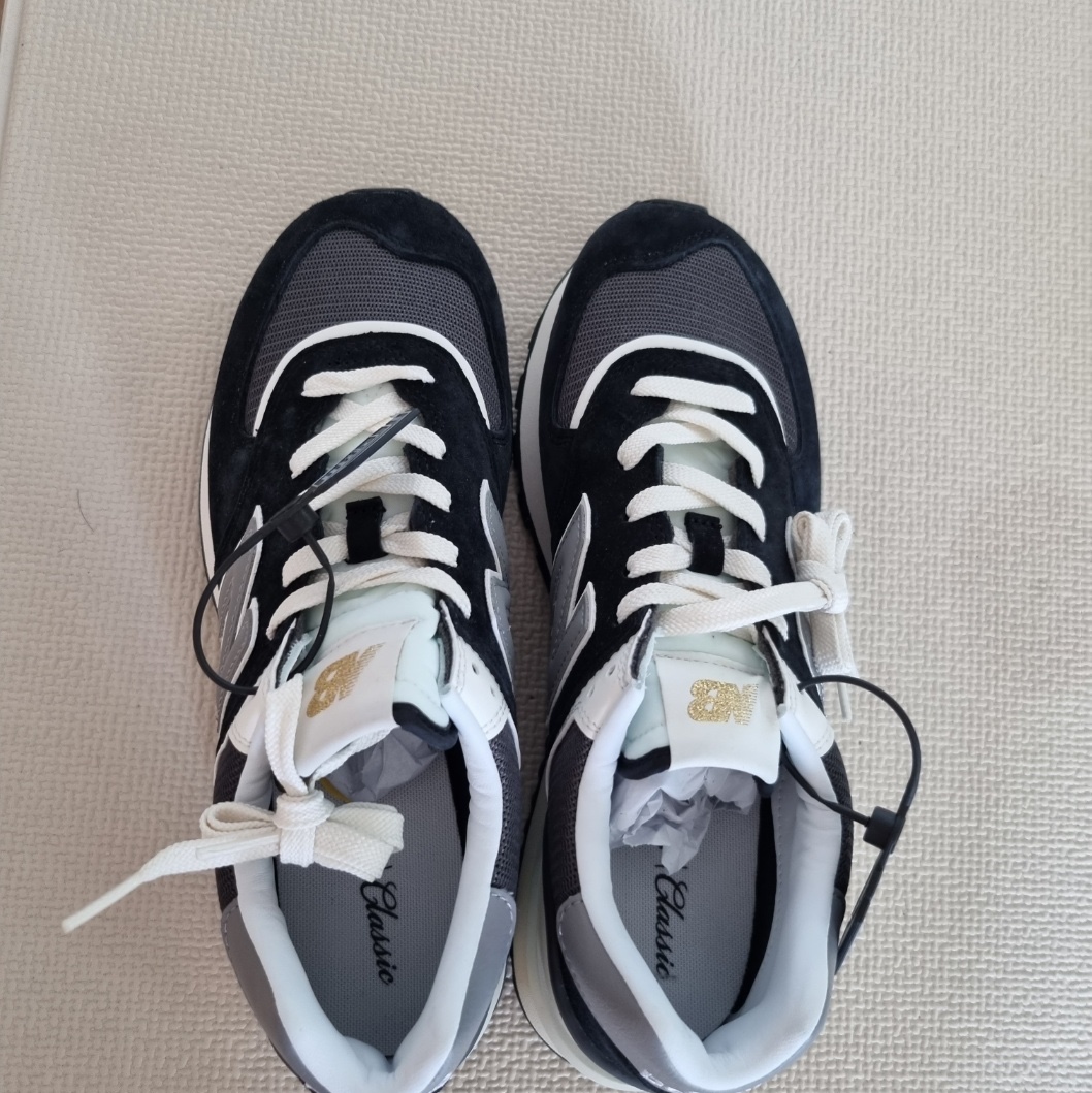 New Balance 574 Legacy Black 착용 스타일