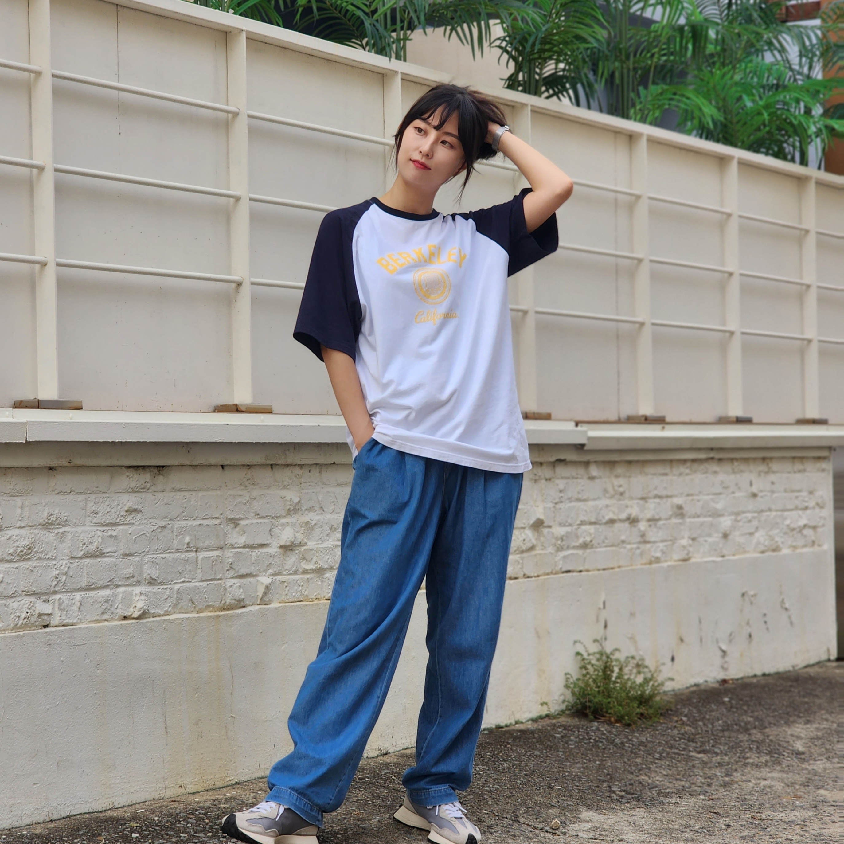 New Balance 327 Grey Purple 착용 스타일 - 1