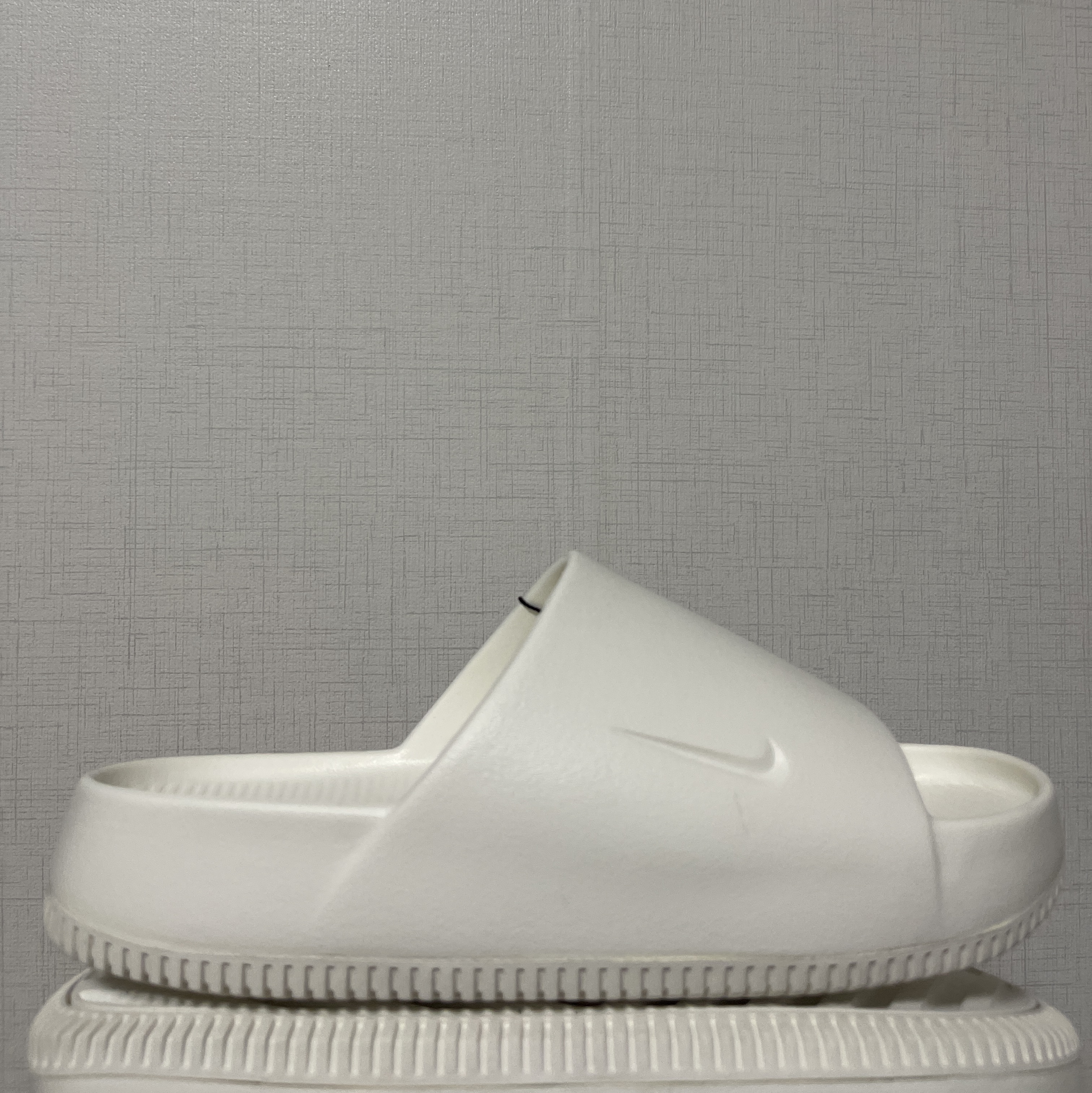 Nike Calm Slide Sail 착용 스타일