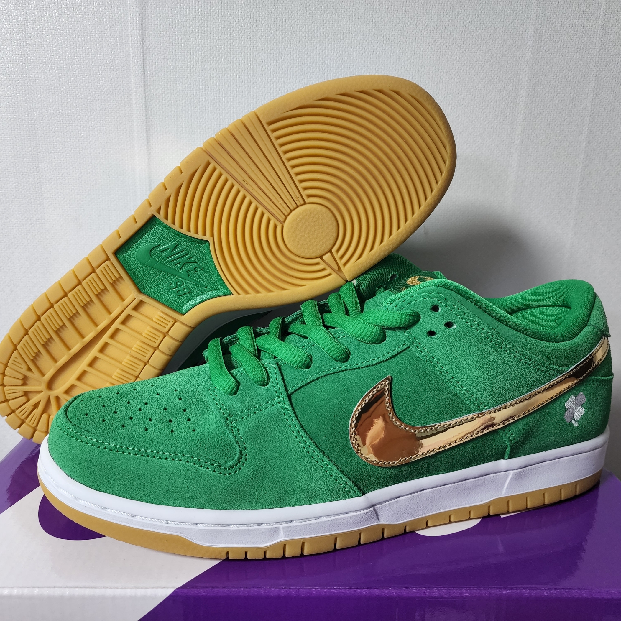 Nike SB Dunk Low Pro Shamrock 착용 스타일