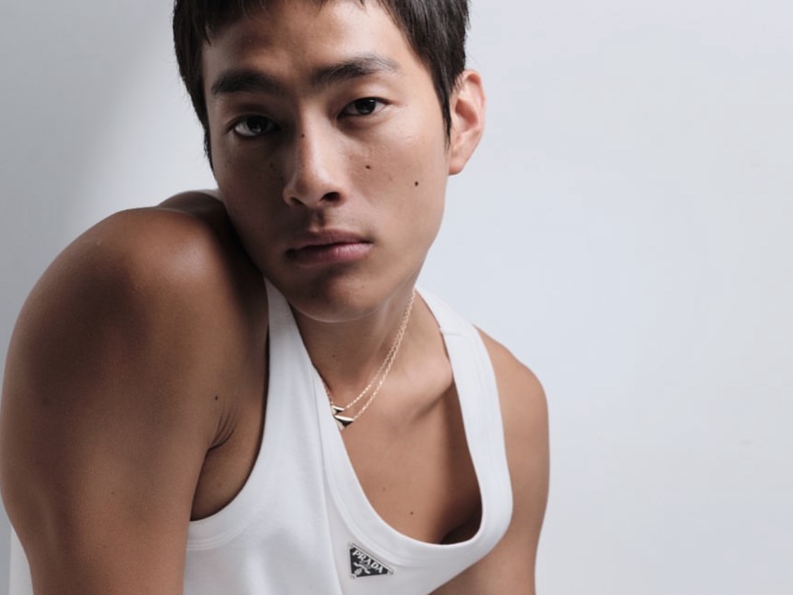 (W) Prada Ribbed Knit Jersey Tank Top White 착용 스타일 - 1