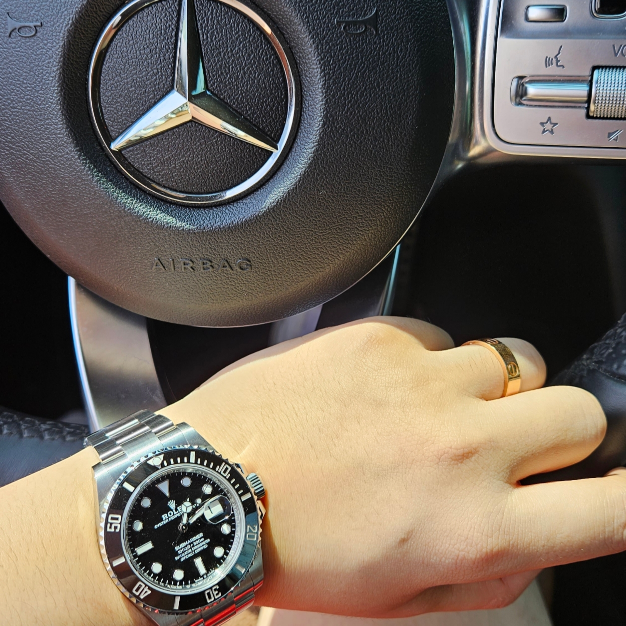 Rolex Submariner Date 41mm 126610LN Black Oyster 착용 스타일