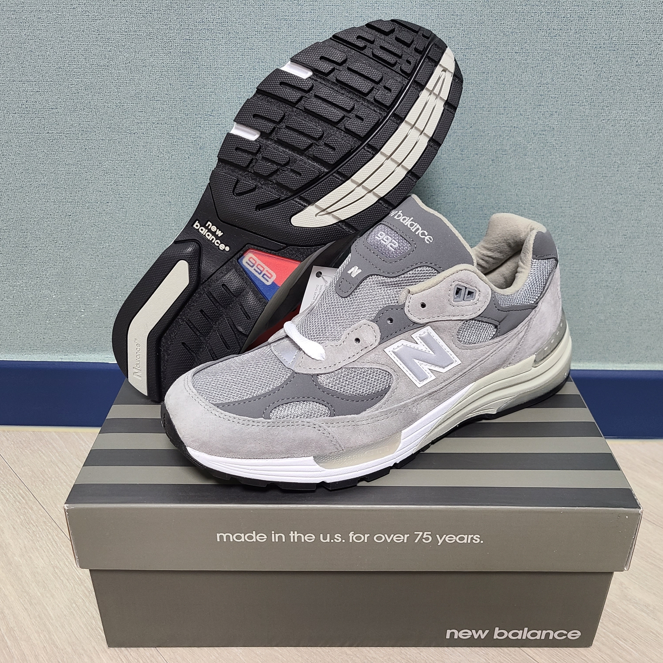 New Balance 992 Made in USA Grey - D Standard 착용 스타일