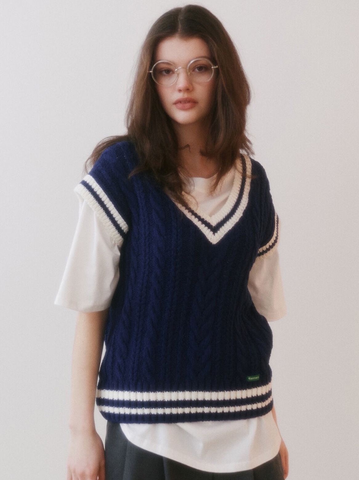 Green Butter Women Oversized Cable Stripe Vest Navy, Green Butter Women Oversized Cable Stripe Vest Ivory 착용 스타일