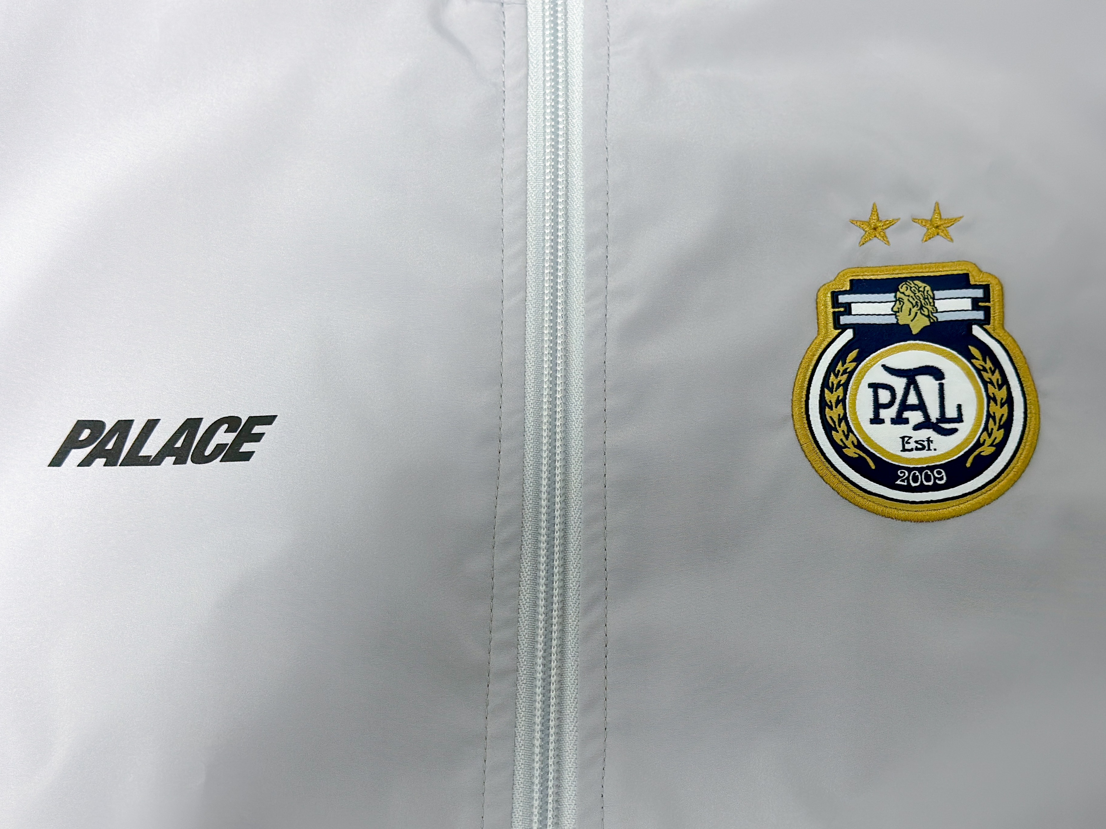 Palace Pro Shell Jacket Grey - 23FW 착용 스타일