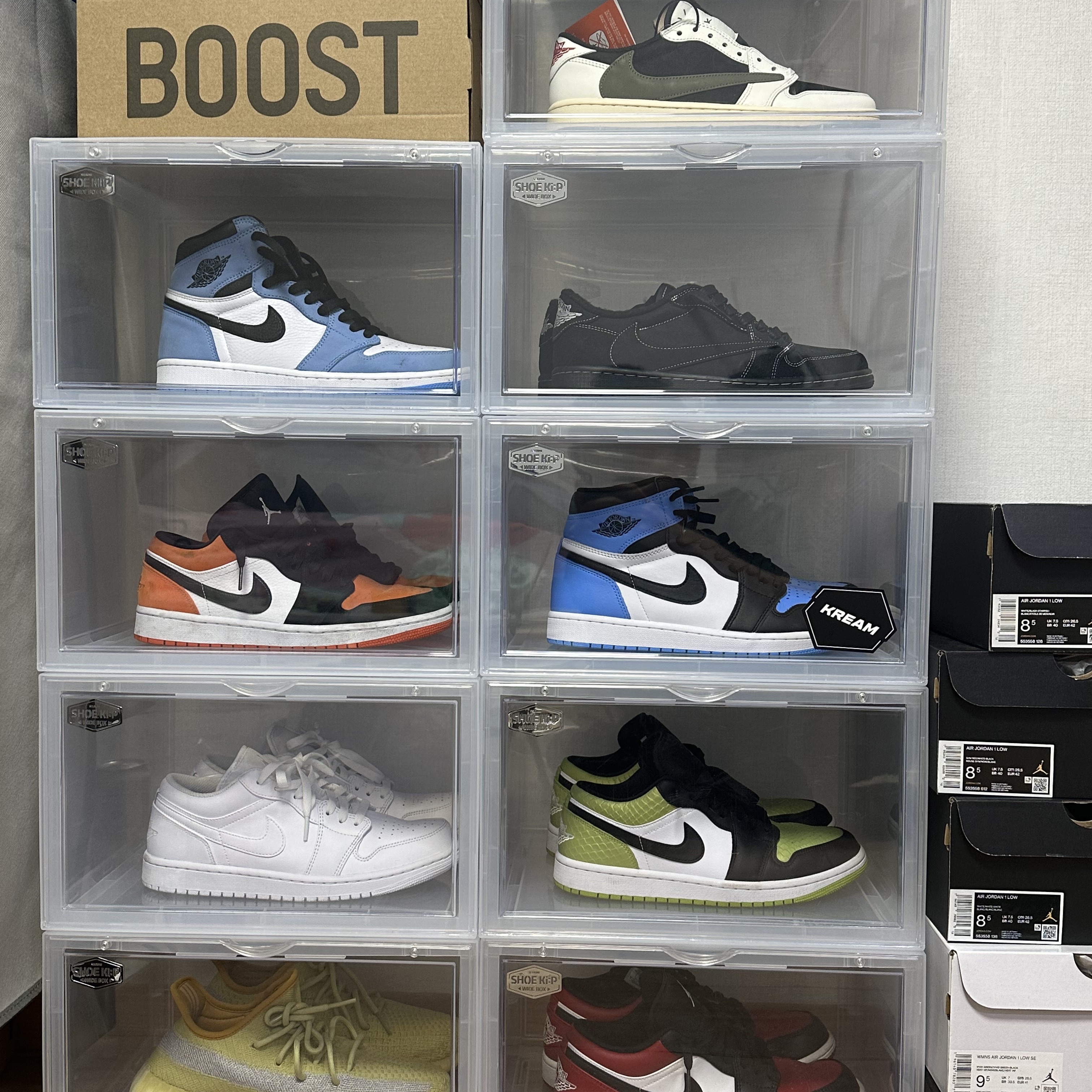 (W) Jordan 1 x Travis Scott Retro Low OG SP Medium Olive 착용 스타일 - 2