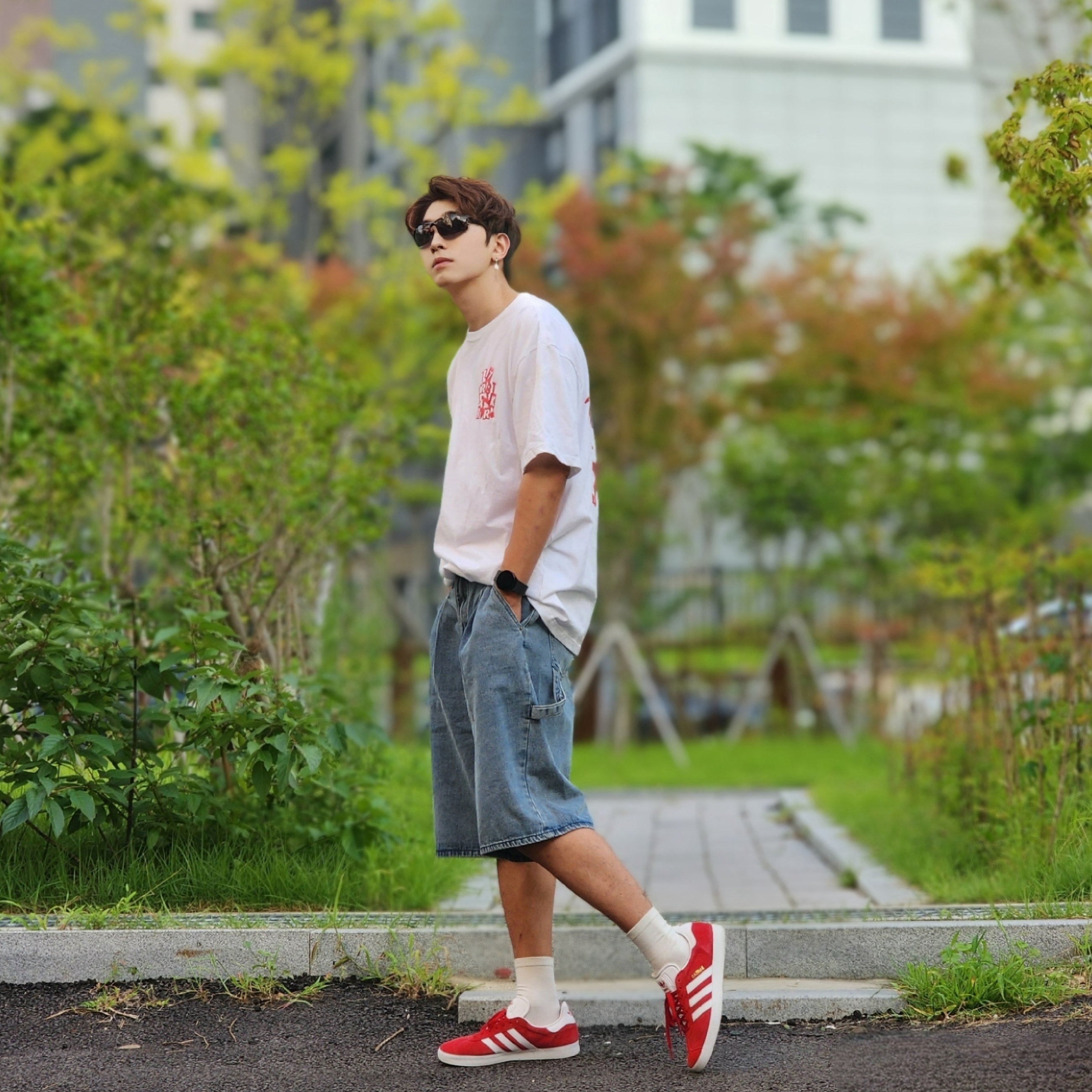 Adidas Gazelle Power Red 착용 스타일 - 5