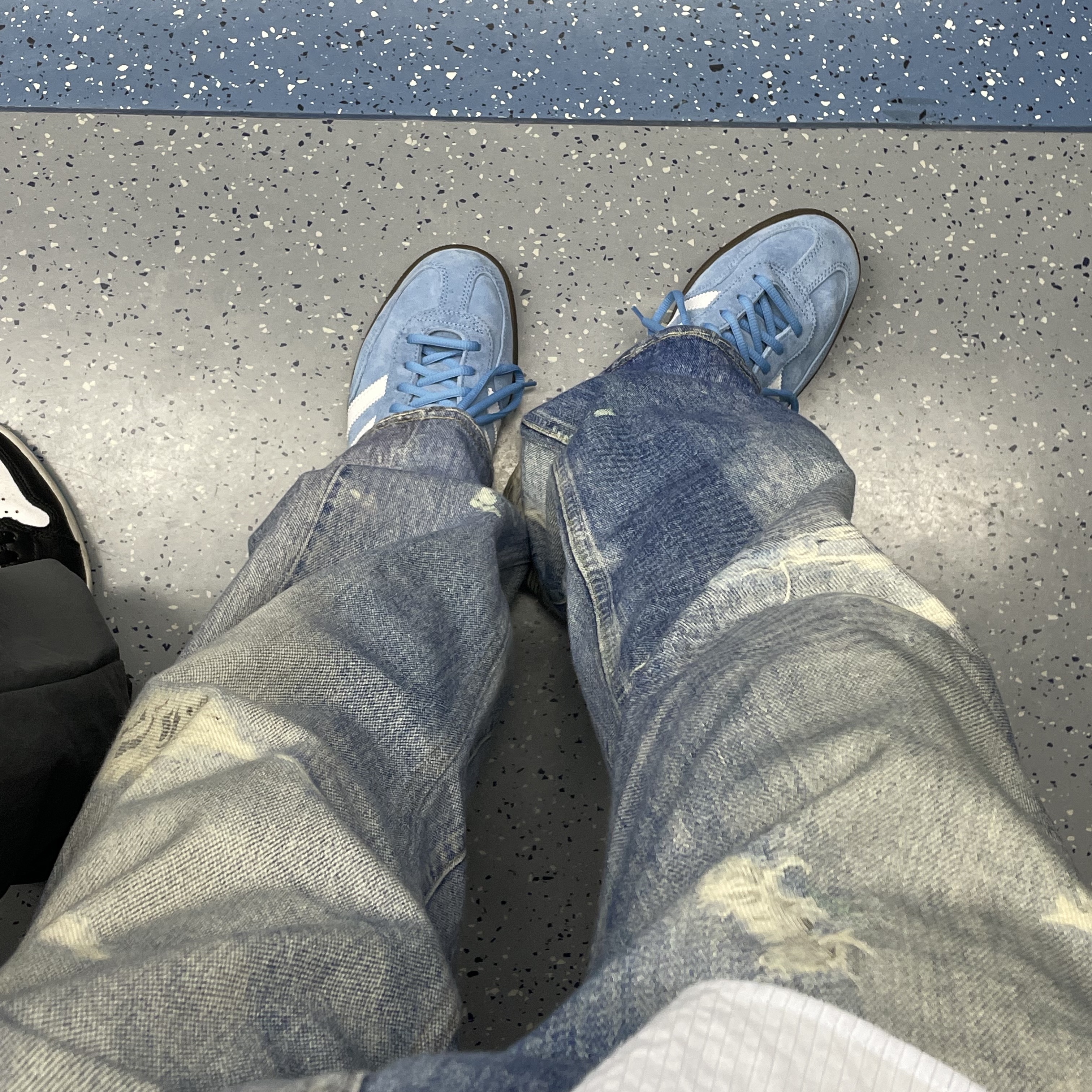 Our Legacy Third Cut Digital Denim Print, Adidas Spezial Handball Light Blue 착용 스타일