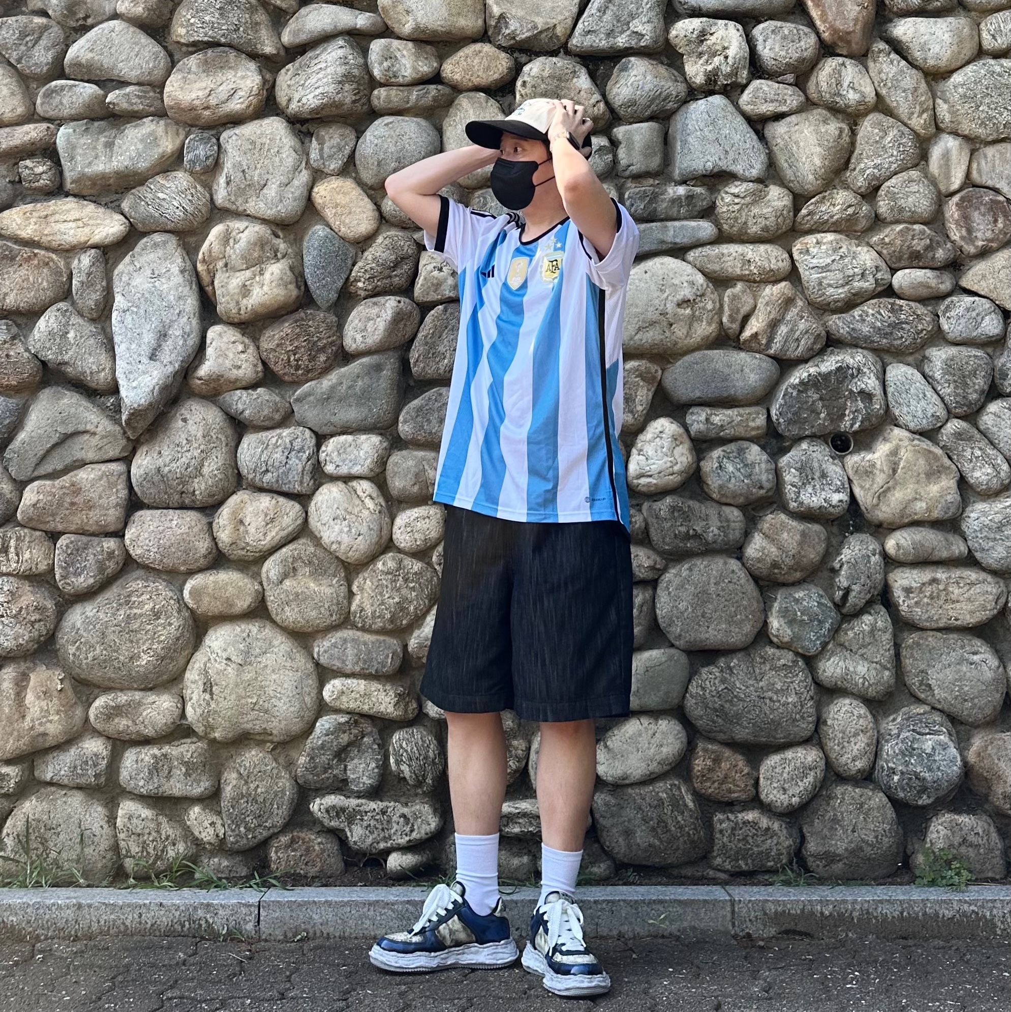 Adidas Argentina Home Jersey 2022 Winners 3-Star White Light Blue - US Sizing (Non Marking Ver.), Maison Mihara Yasuhiro Wayne OG Sole Brushed Patent Low-top Sneakers Blue 착용 스타일 - 1