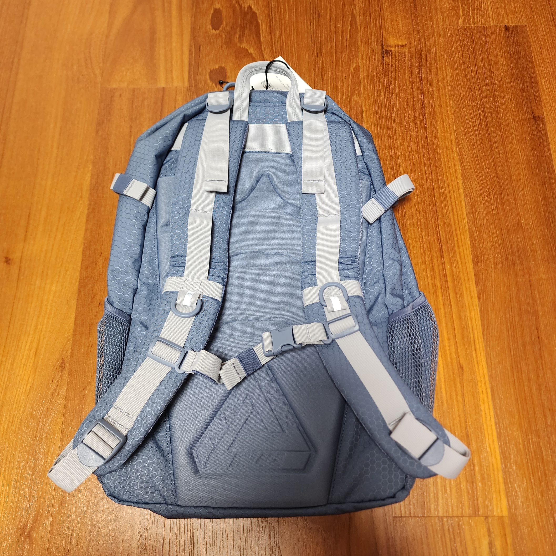 Palace Cordura Eco Hex Ripstop Backpack Slate Grey - 23FW 착용 스타일 - 2