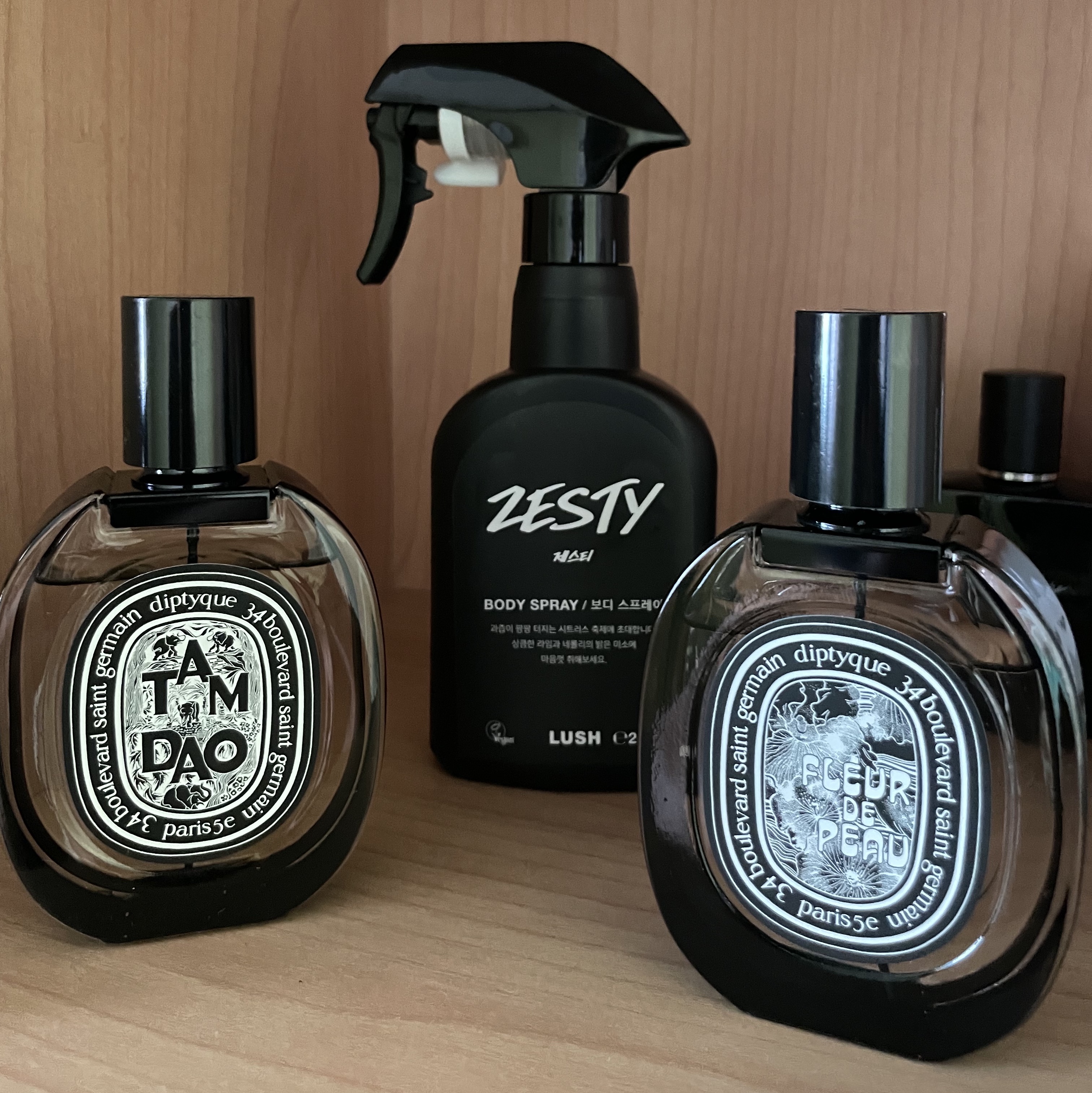 Diptyque Fleur De Peau Eau De Parfum 75ml, Diptyque Tam Dao Eau De Parfum 75ml 착용 스타일