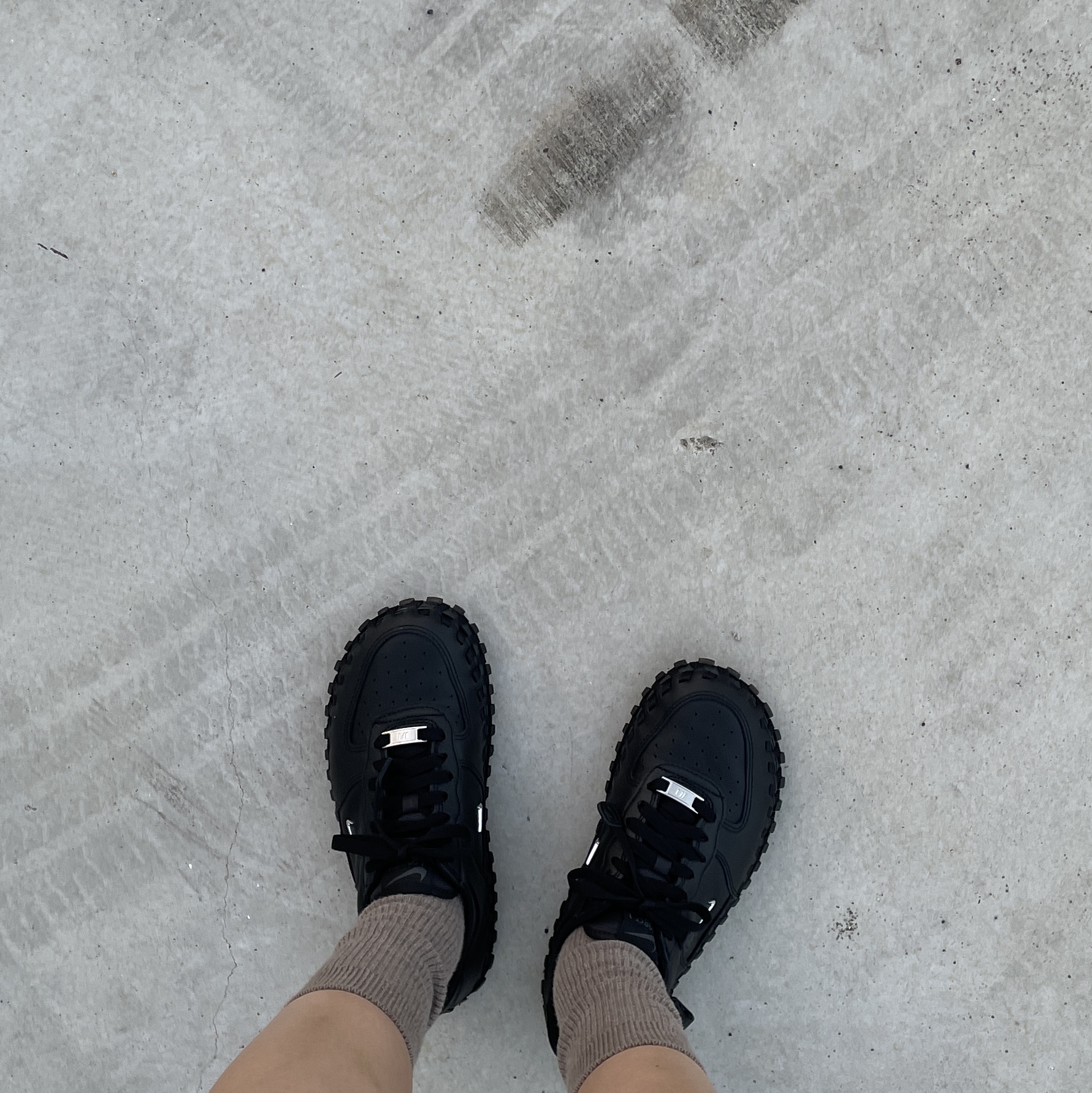 Nike x Jacquemus J Force 1 Low LX SP Black 착용 스타일