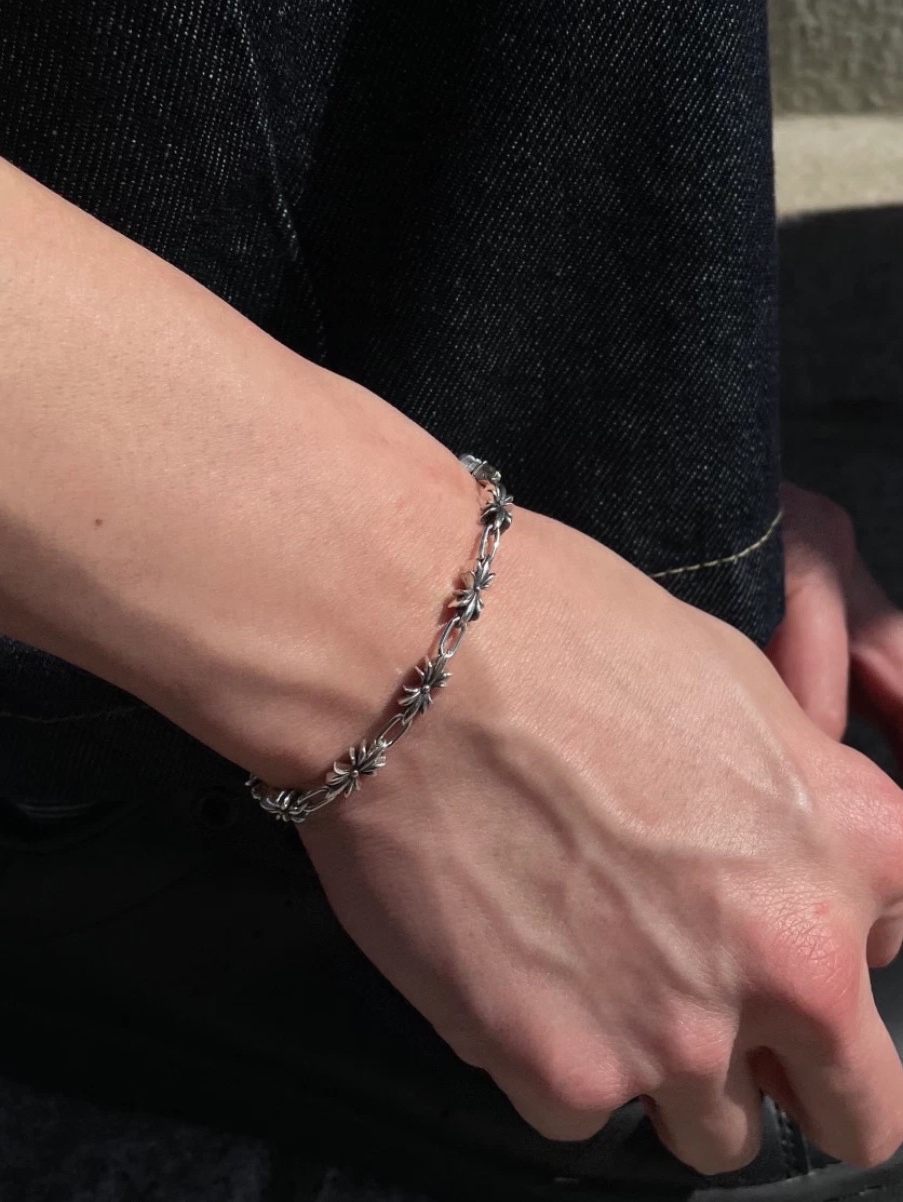Scudo Bay Tree Bold Bracelet Square Chain 착용 스타일