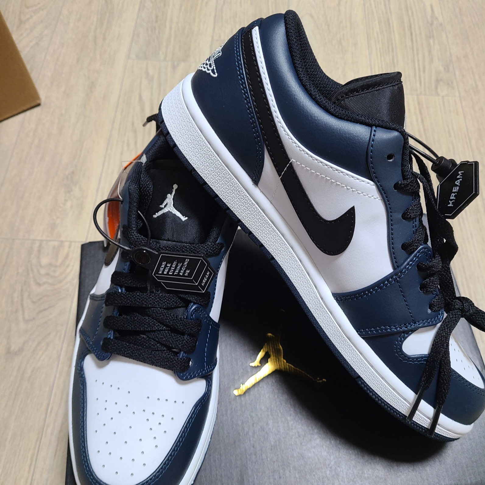 Jordan 1 Low Dark Teal 착용 스타일 - 2