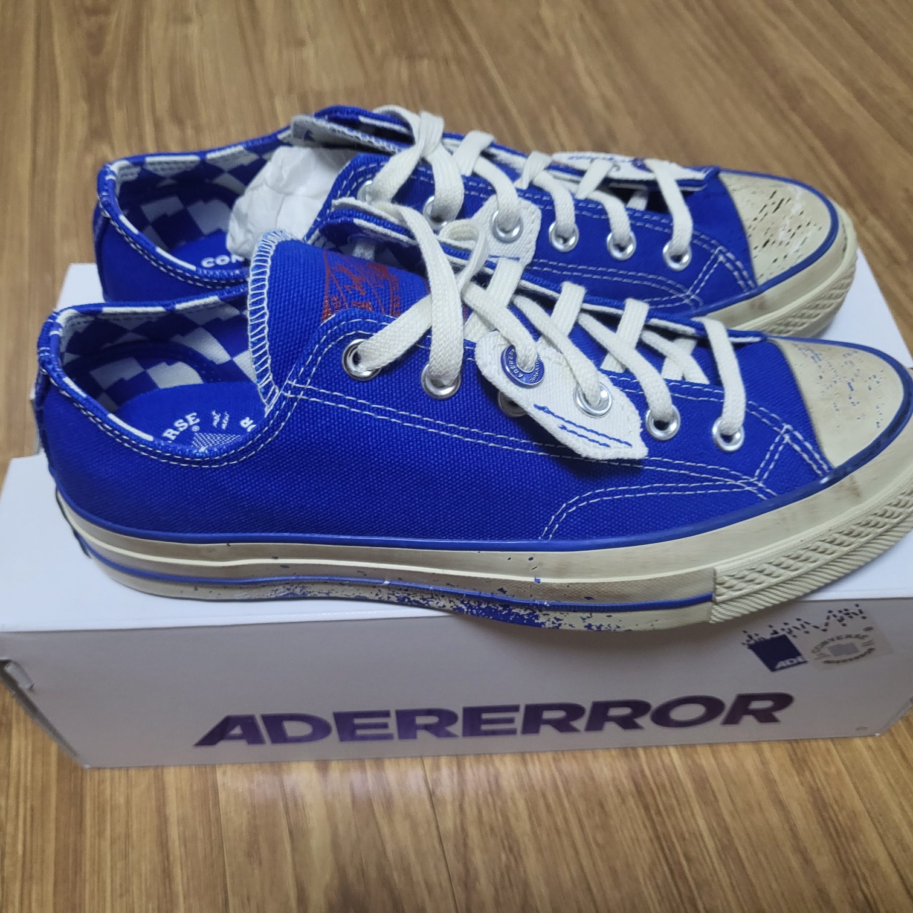 Converse x Ader Error Chuck 70 Ox Imperial Blue 착용 스타일