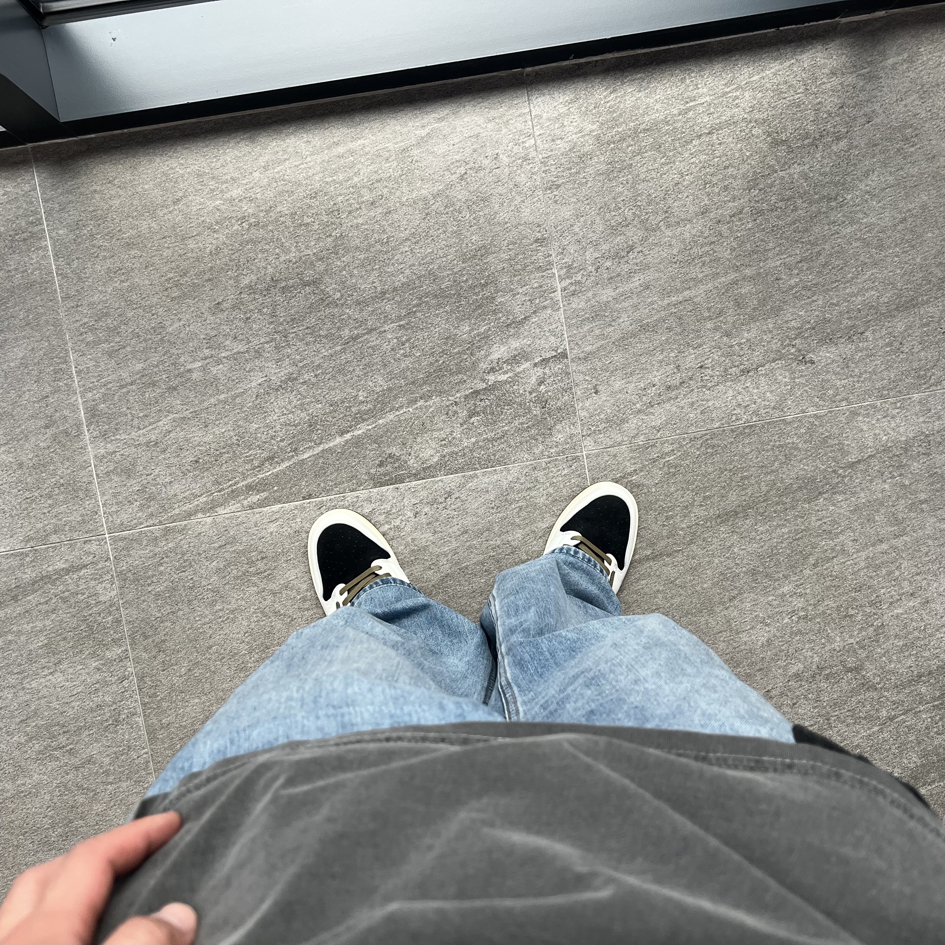 (W) Jordan 1 x Travis Scott Retro Low OG SP Medium Olive 착용 스타일