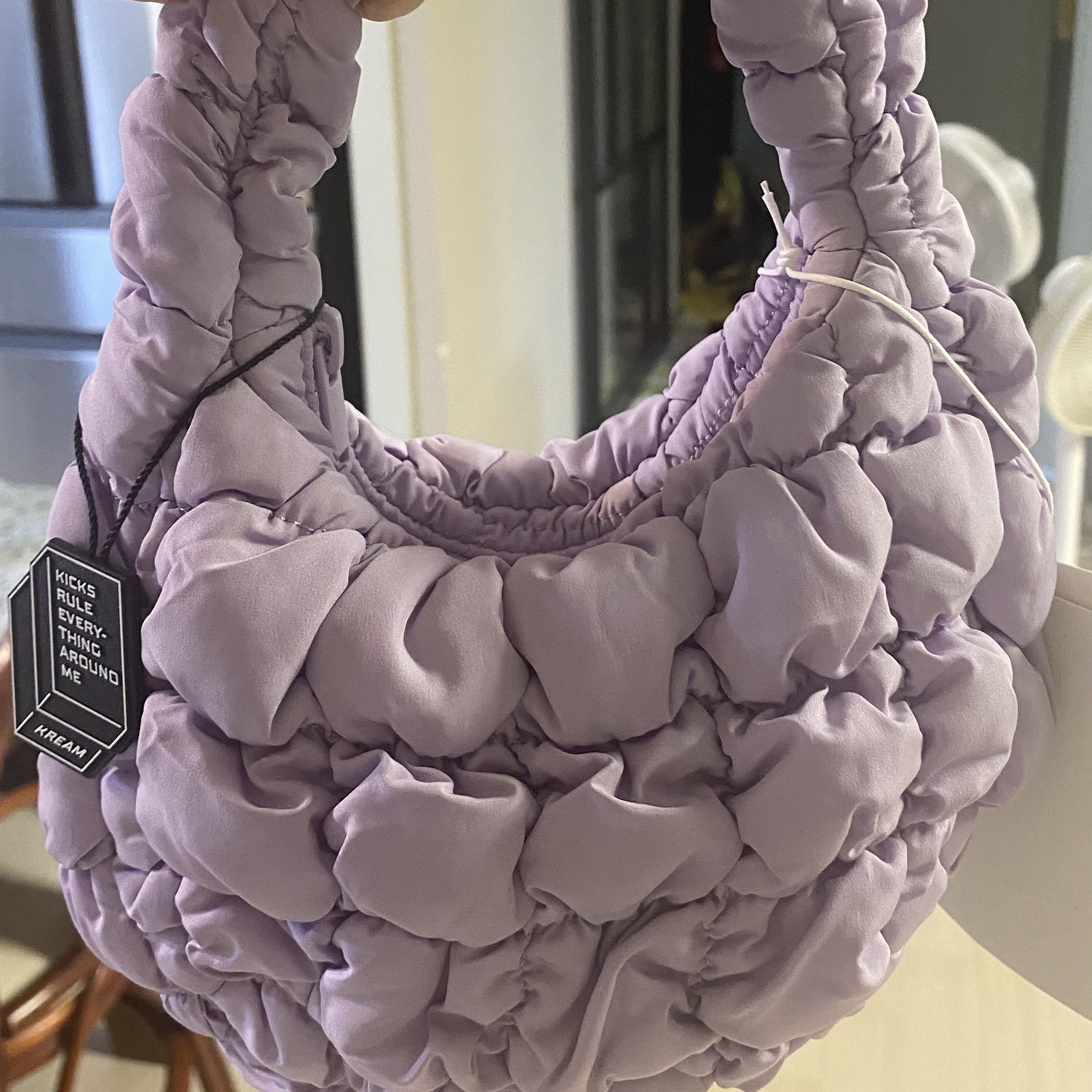 COS Quilted Micro Bag Purple 착용 스타일