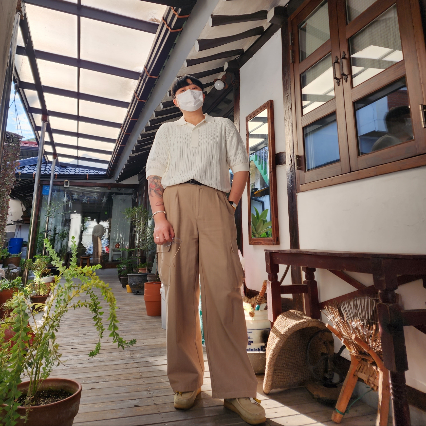 Clarks x Thisisneverthat Wallabee Maple 착용 스타일 - 1